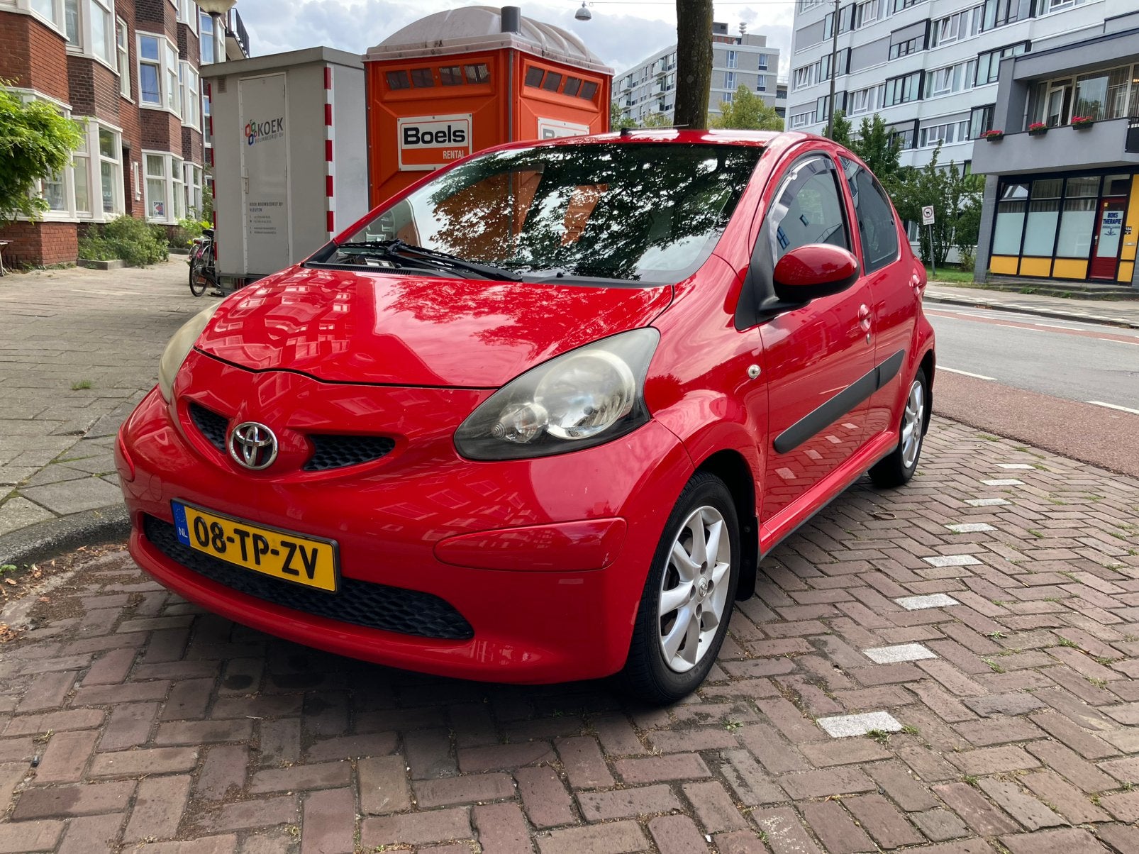 Toyota Aygo 1.0 12V Vvt-i 5DRS 2007 Rood