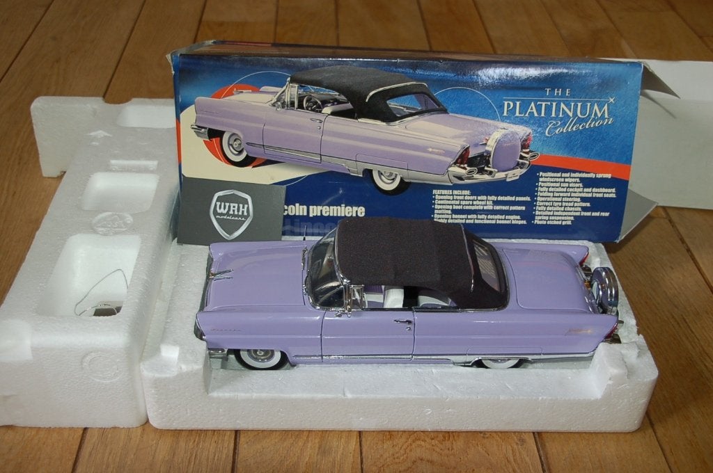 1:18 LINCOLN PREMIERE Convertible purple Sun star WRH, Hobby en Vrije tijd, Modelauto's | 1:18, Verzenden, Zo goed als nieuw, Auto