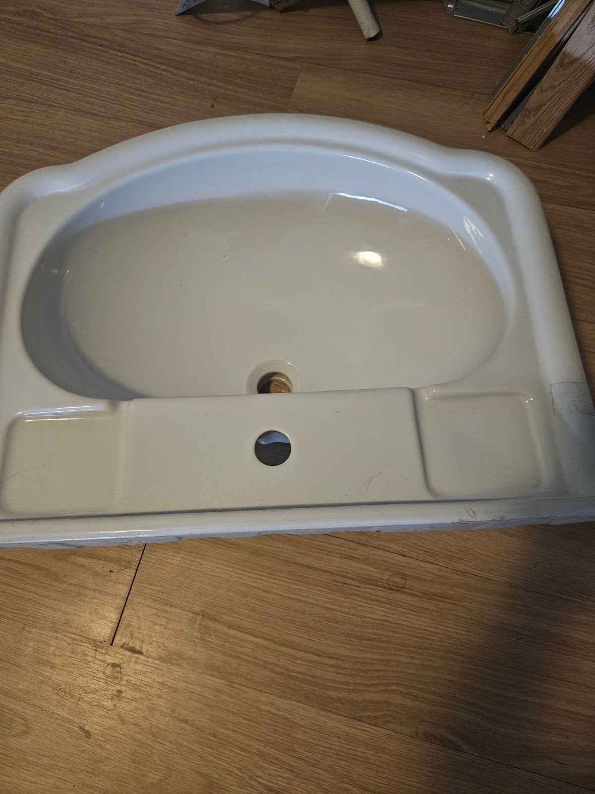 Partij nieuwe wastafels, Ophalen, Overige typen, Nieuw, 50 tot 100 cm