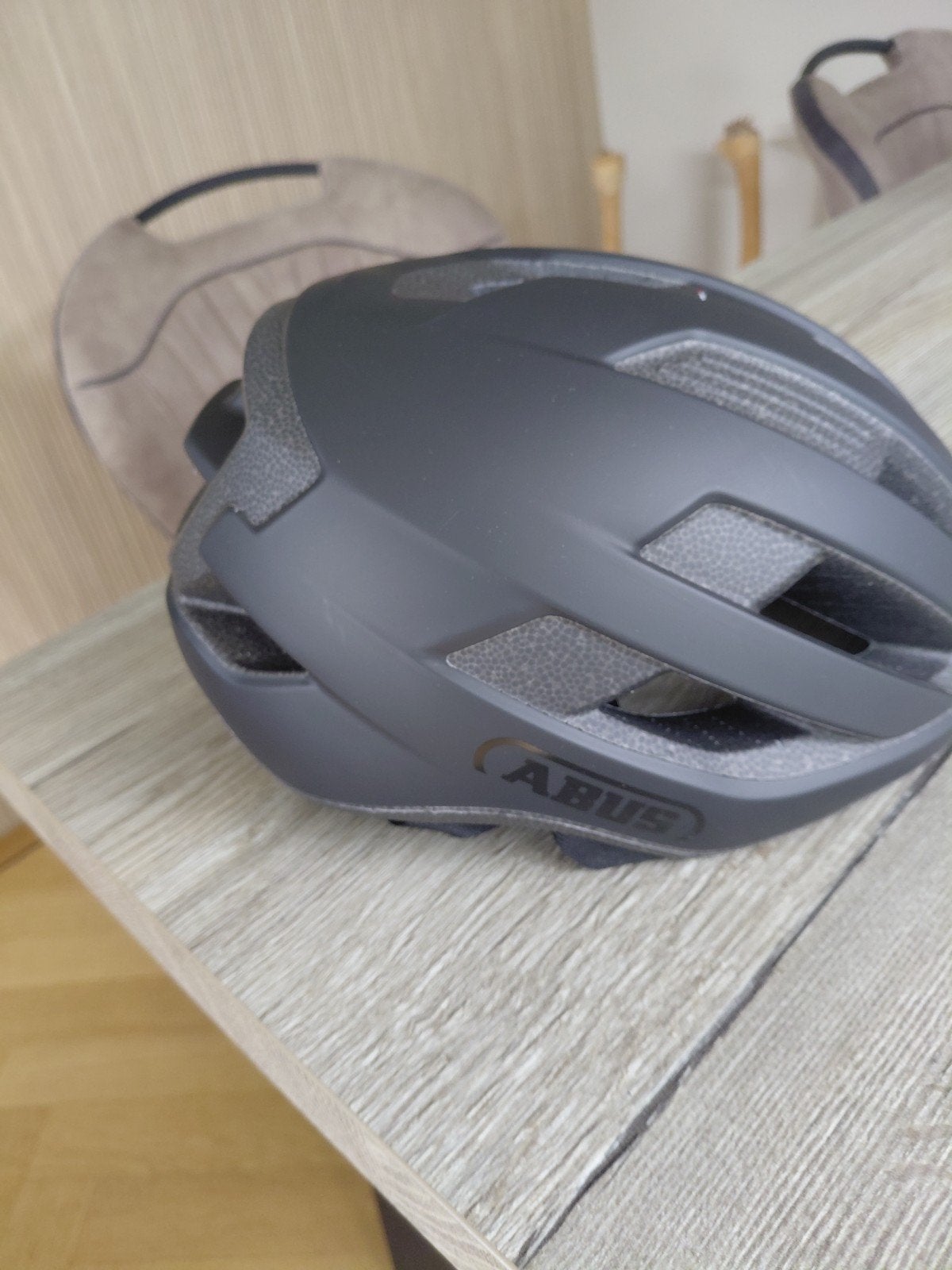Nieuw in doos Abus fietshelm, Ophalen of Verzenden, Nieuw, Heer of Dame