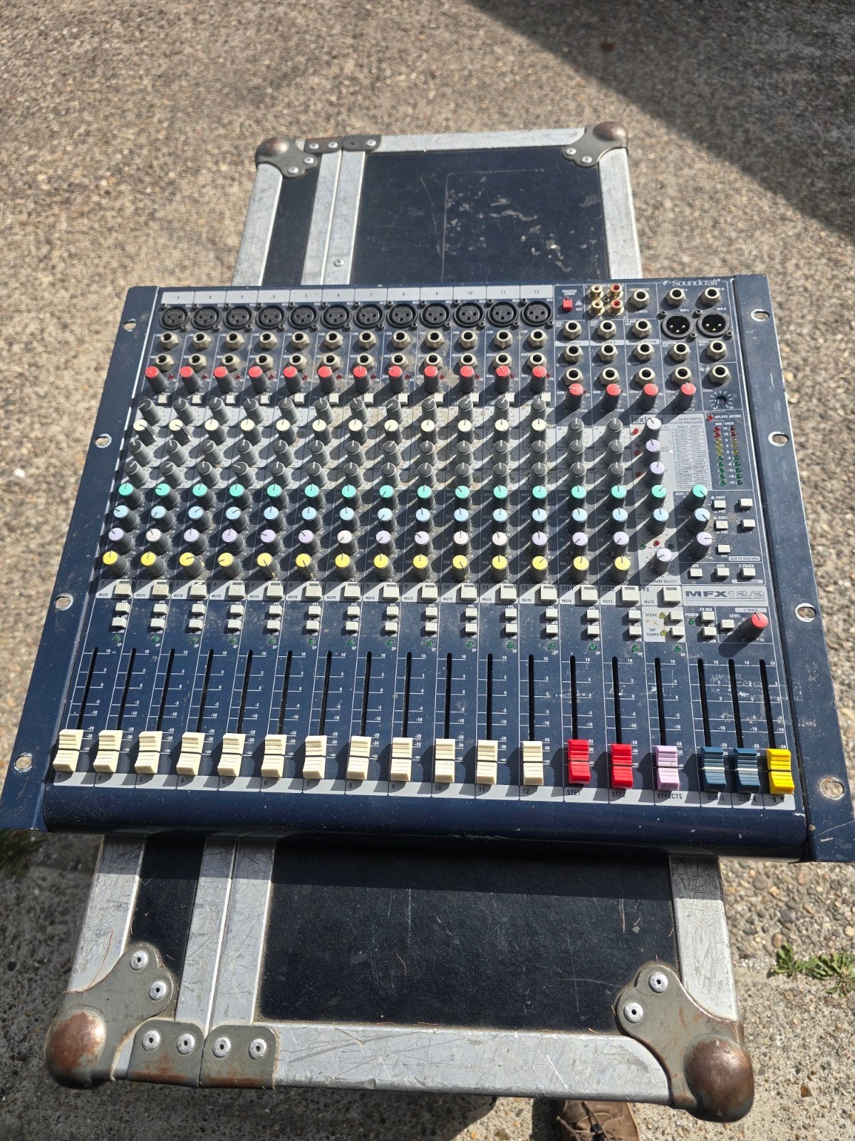 Soundcraft EFX12, Muziek en Instrumenten, Mengpanelen, Ophalen, Gebruikt, 10 tot 20 kanalen, Microfooningang