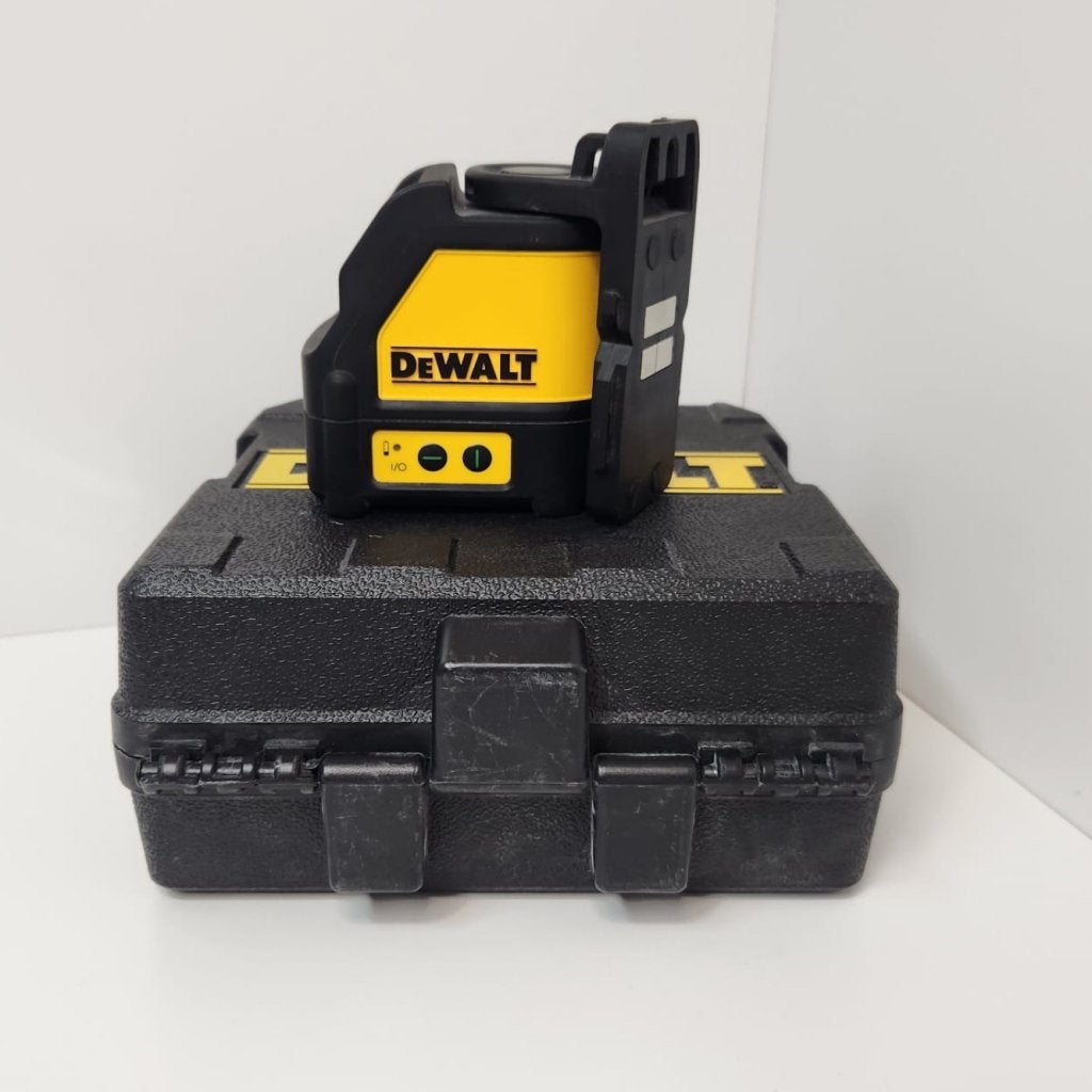 Dewalt DW088CG Kruislijnlaser | Zeer nette staat, Dewalt, Zo goed als nieuw, Support@dewalt.com, 701 E. Joppa Road
Towson, MD 21286
USA