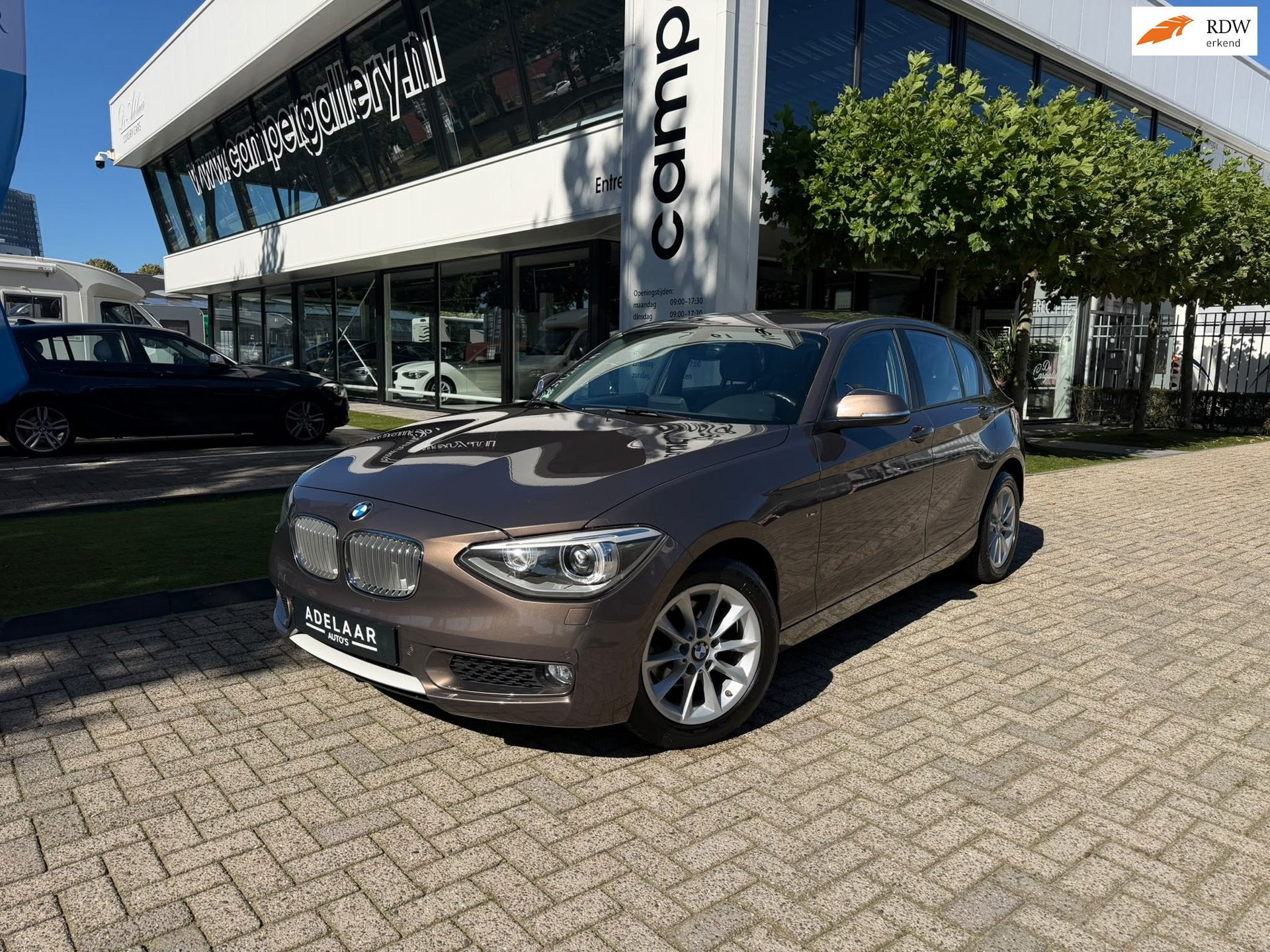 BMW 1-serie 116i l CLIMA l PDC V/A l STOELVERWARMING, Auto's, 1-Serie, 4 cilinders, Bruin, Leder en Stof