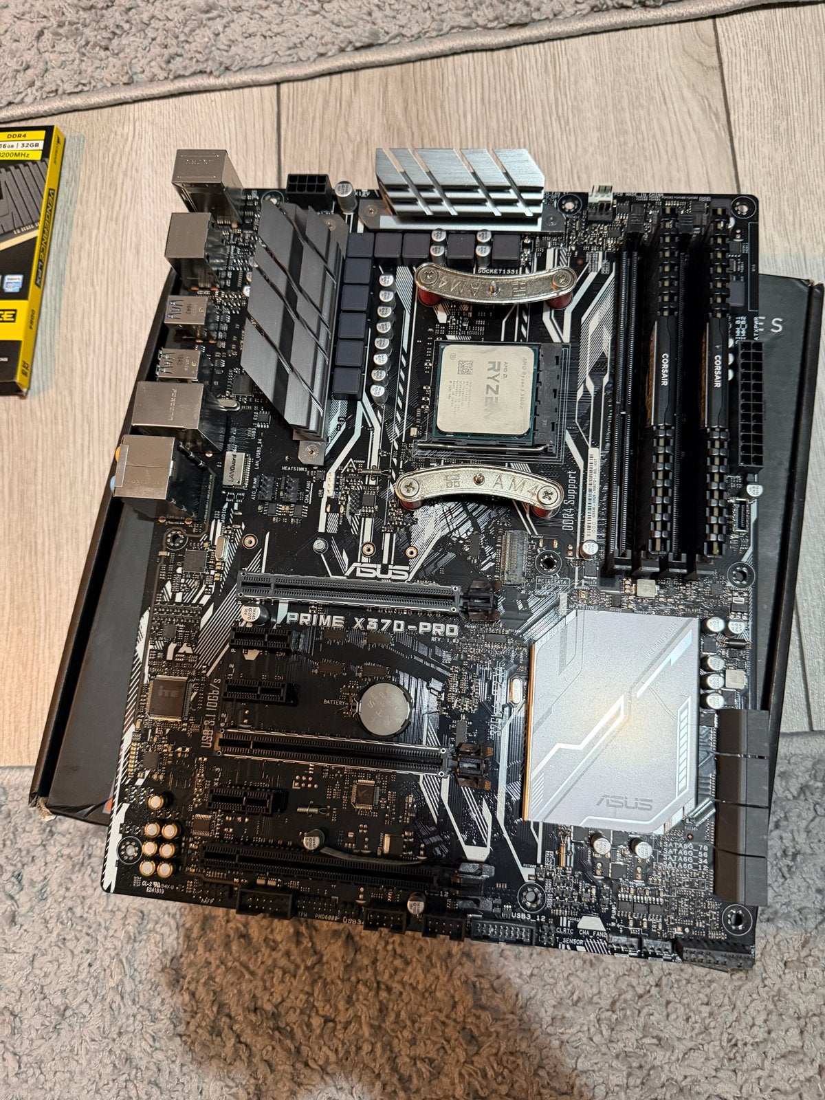 Complete AMD Ryzen 5 5600X PC Upgrade Kit, Ophalen, Zo goed als nieuw, 6-core, 3 tot 4 Ghz