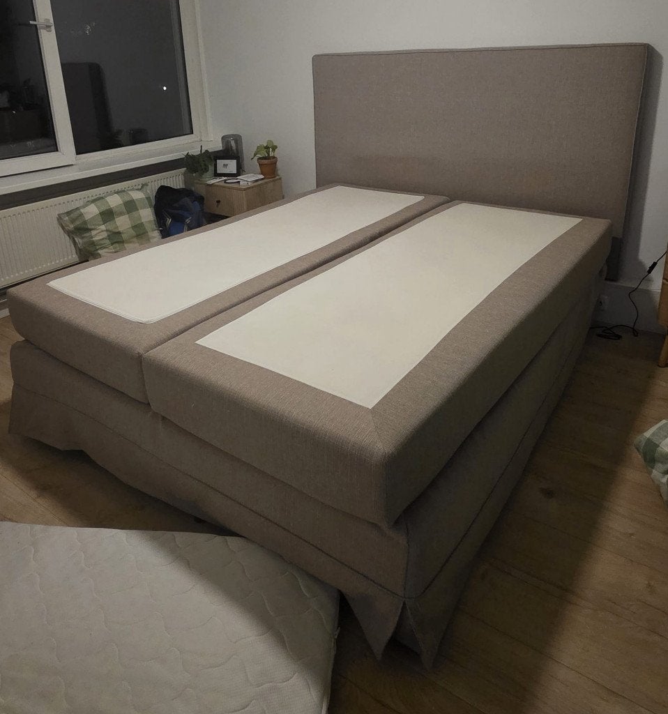 Comfortabel Boxspring Bed met Hoofdbord, Ophalen, Gebruikt, Bruin, Tweepersoons