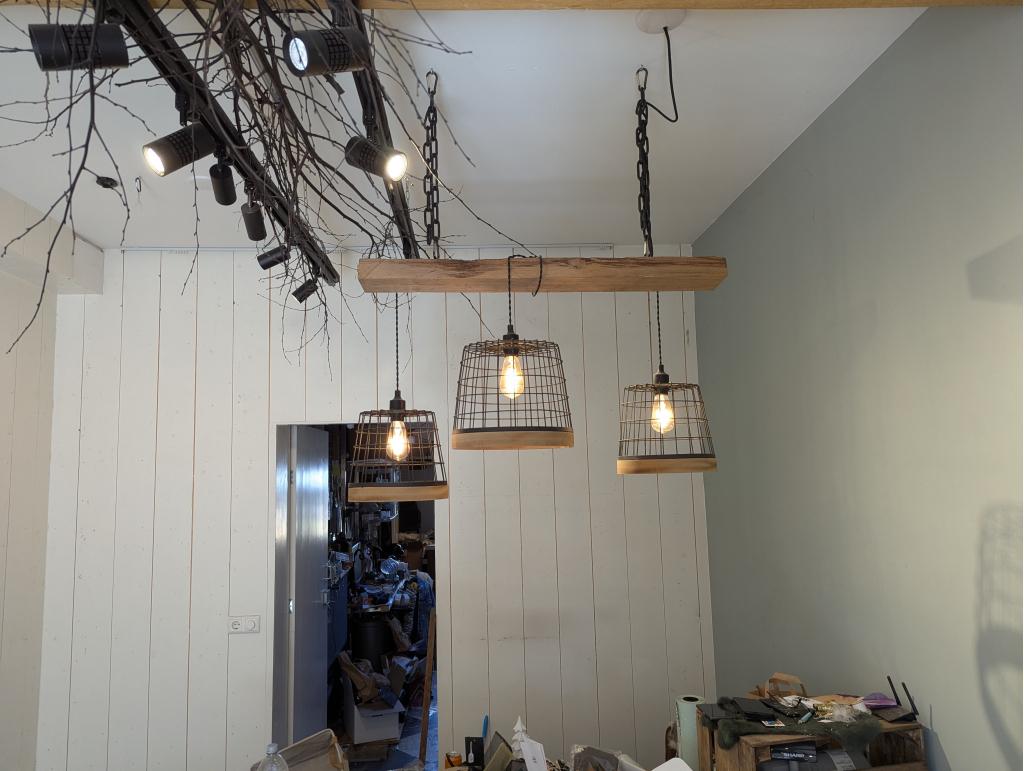 Rustieke hanglamp voor boven de tafel of bar, Huis en Inrichting, Lampen | Hanglampen, Zo goed als nieuw, Minder dan 50 cm, Hout