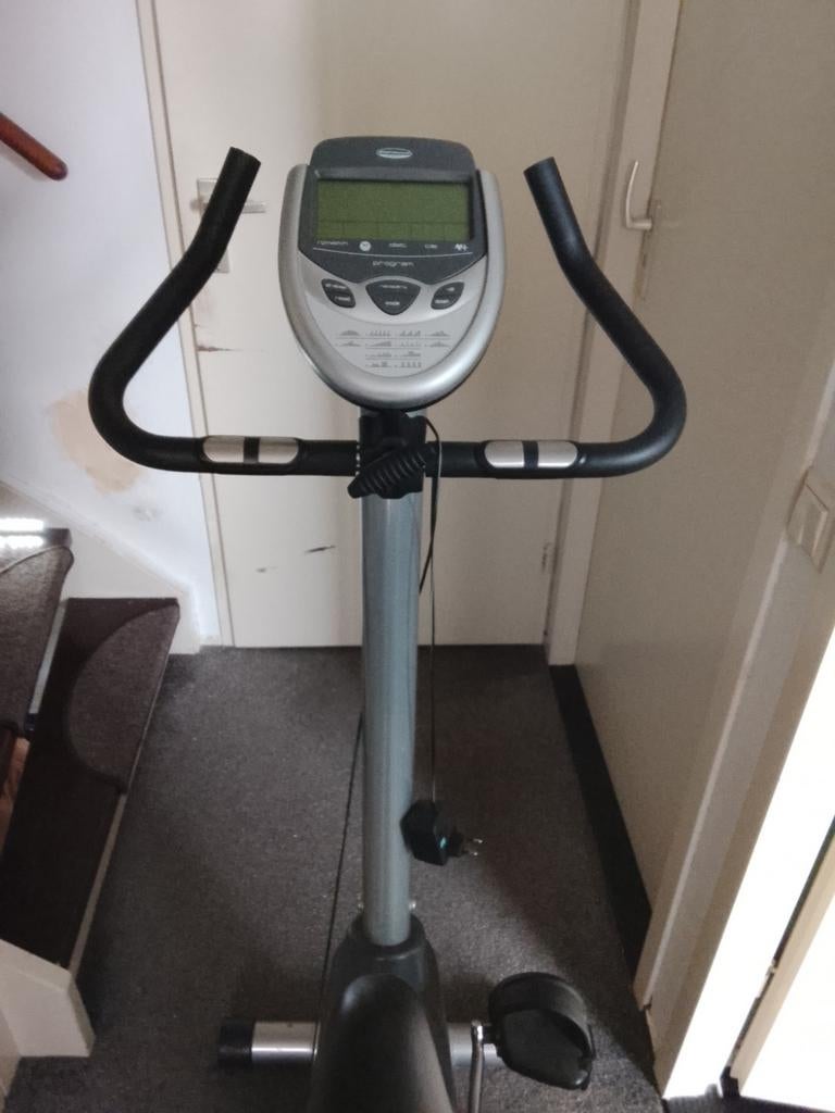 BH Fitness Rhyno Hometrainer - Gebruikt, Functioneel, Sport en Fitness, Fitnessapparatuur, Gebruikt, Hometrainer, Benen, Metaal