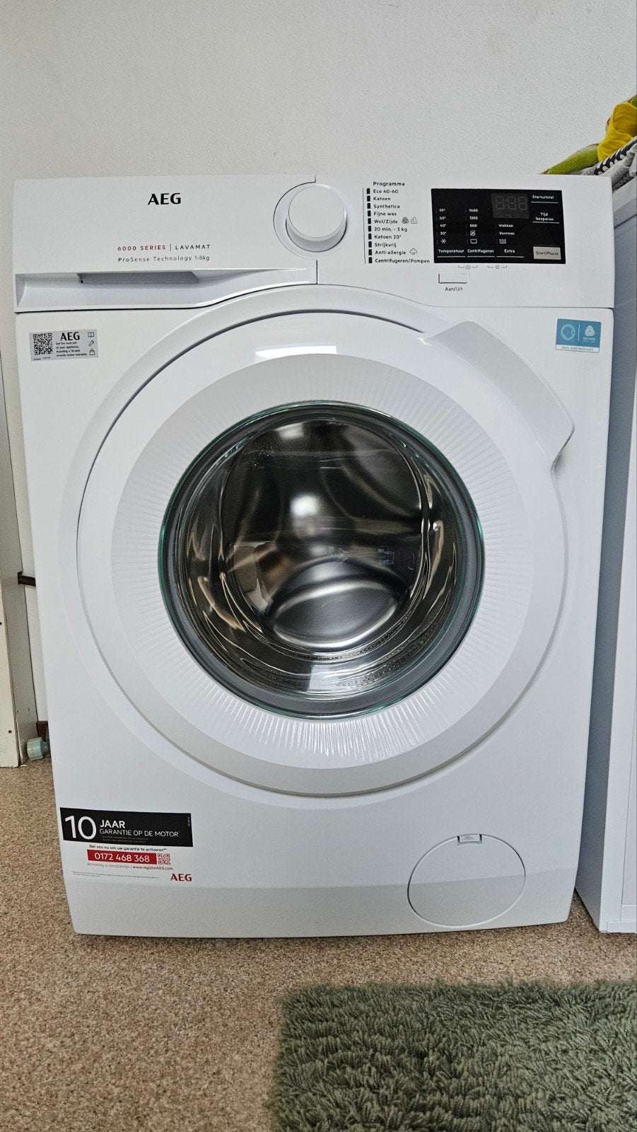 AEG Lavamat 6000 Series ProSense 1-8kg Wasmachine, Ophalen, Zo goed als nieuw, Voorlader, Kort programma