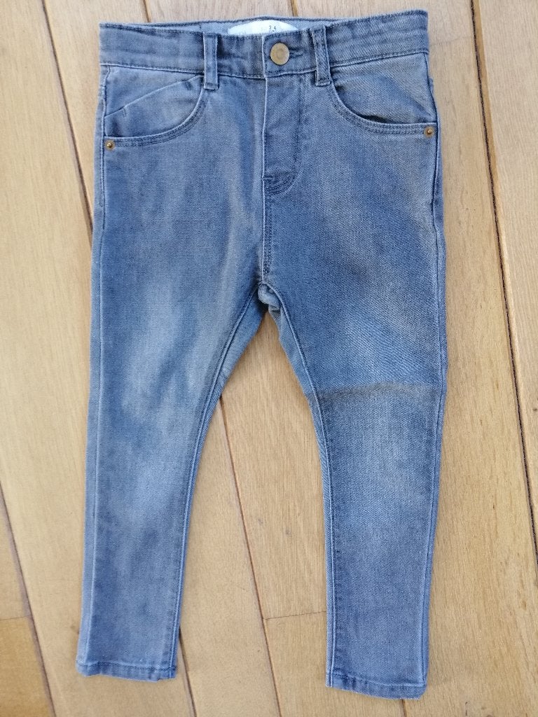 ZARA Baby spijkerbroek Skinny grijs maat 104 - nieuw -, Broek, Nieuw, Ophalen of Verzenden, Zara