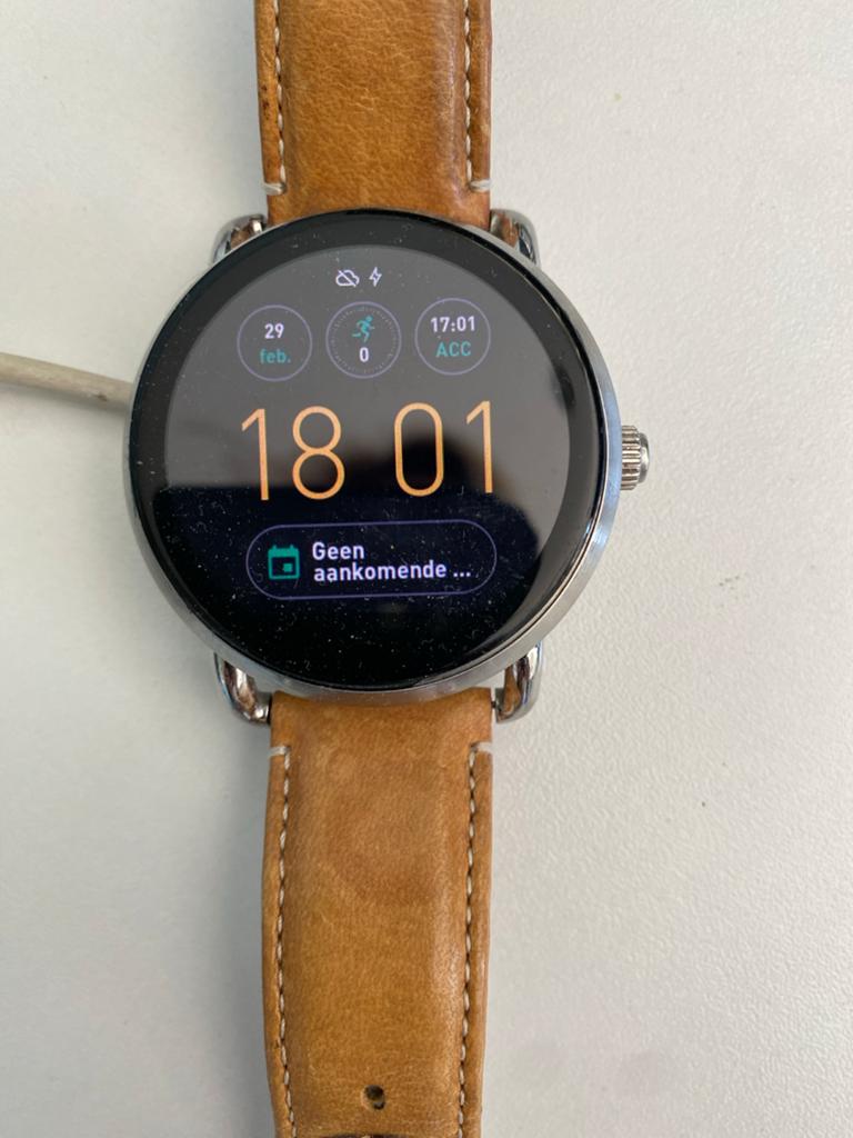 Fossil Smartwatch (Wear OS) met 3 bandjes en oplader, Ophalen, Gebruikt, Android