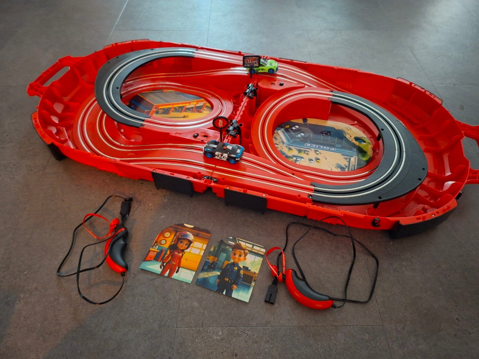 Carrera Racebaan met 2 auto's en controllers, Ophalen of Verzenden, Elektrisch, Carrera
