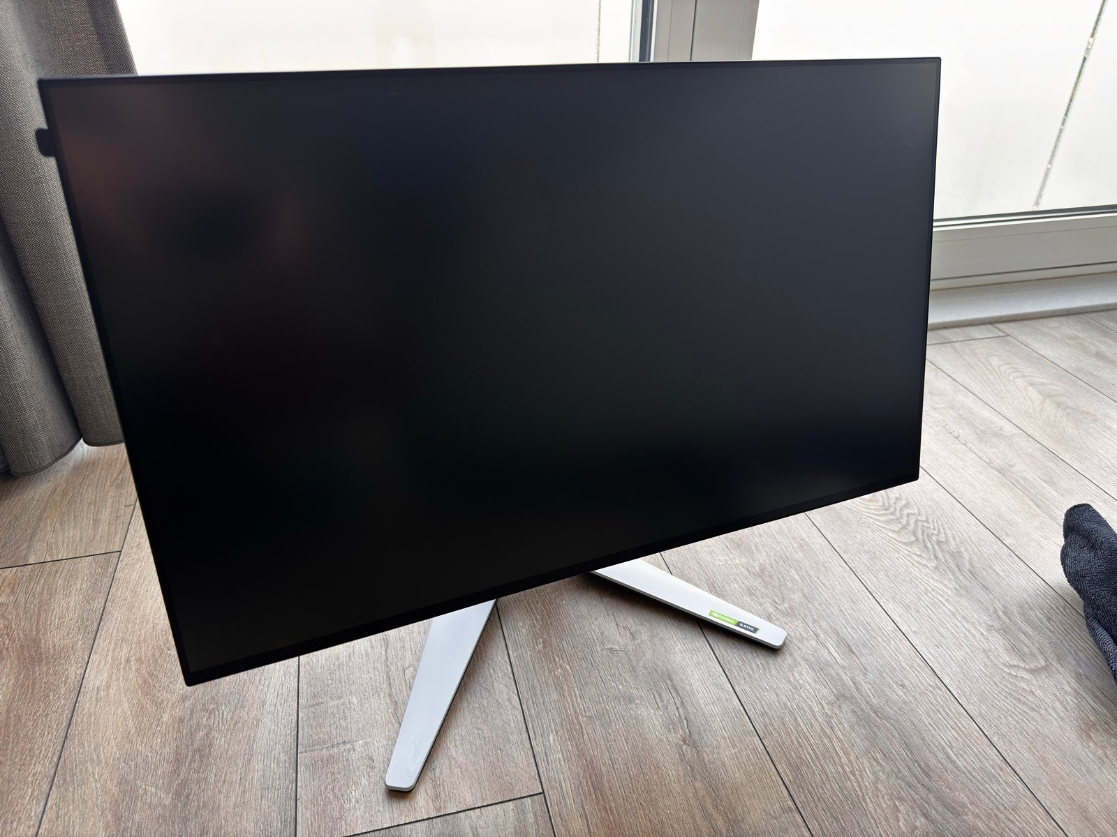 Alienware AW2721D 27 inch gaming monitor - QHD 240Hz, IPS, In hoogte verstelbaar, Zo goed als nieuw, 1 tot 2 ms