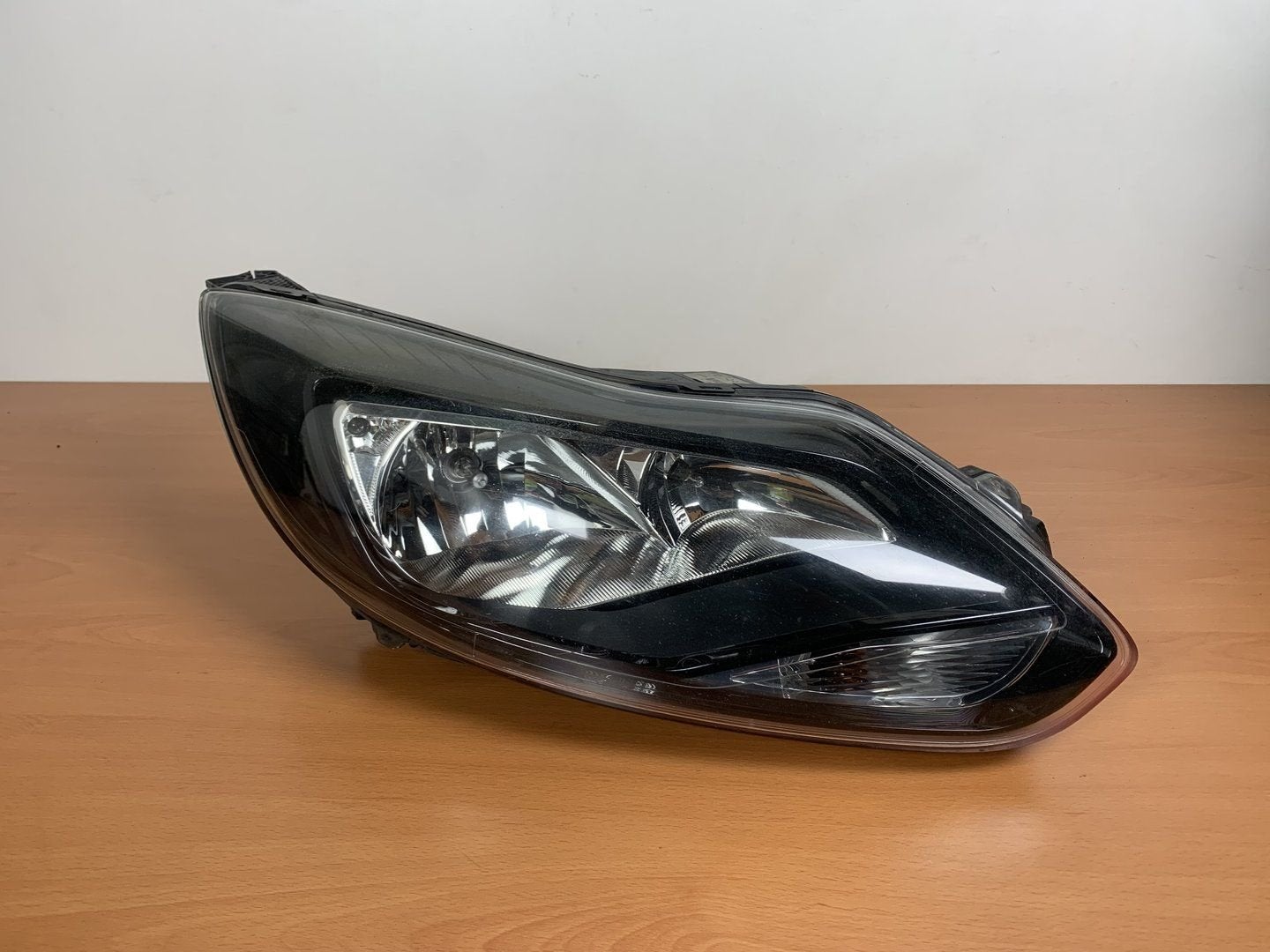 koplamp Rechts ford focus III 2010 tot 2014 zwart binnenwerk, Gebruikt, -, -, Ophalen of Verzenden