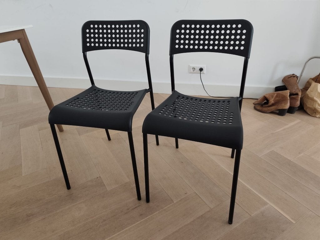 Ikea Sandsberg Kitchen Chairs, Huis en Inrichting, Ophalen, Kunststof, Twee, Zwart