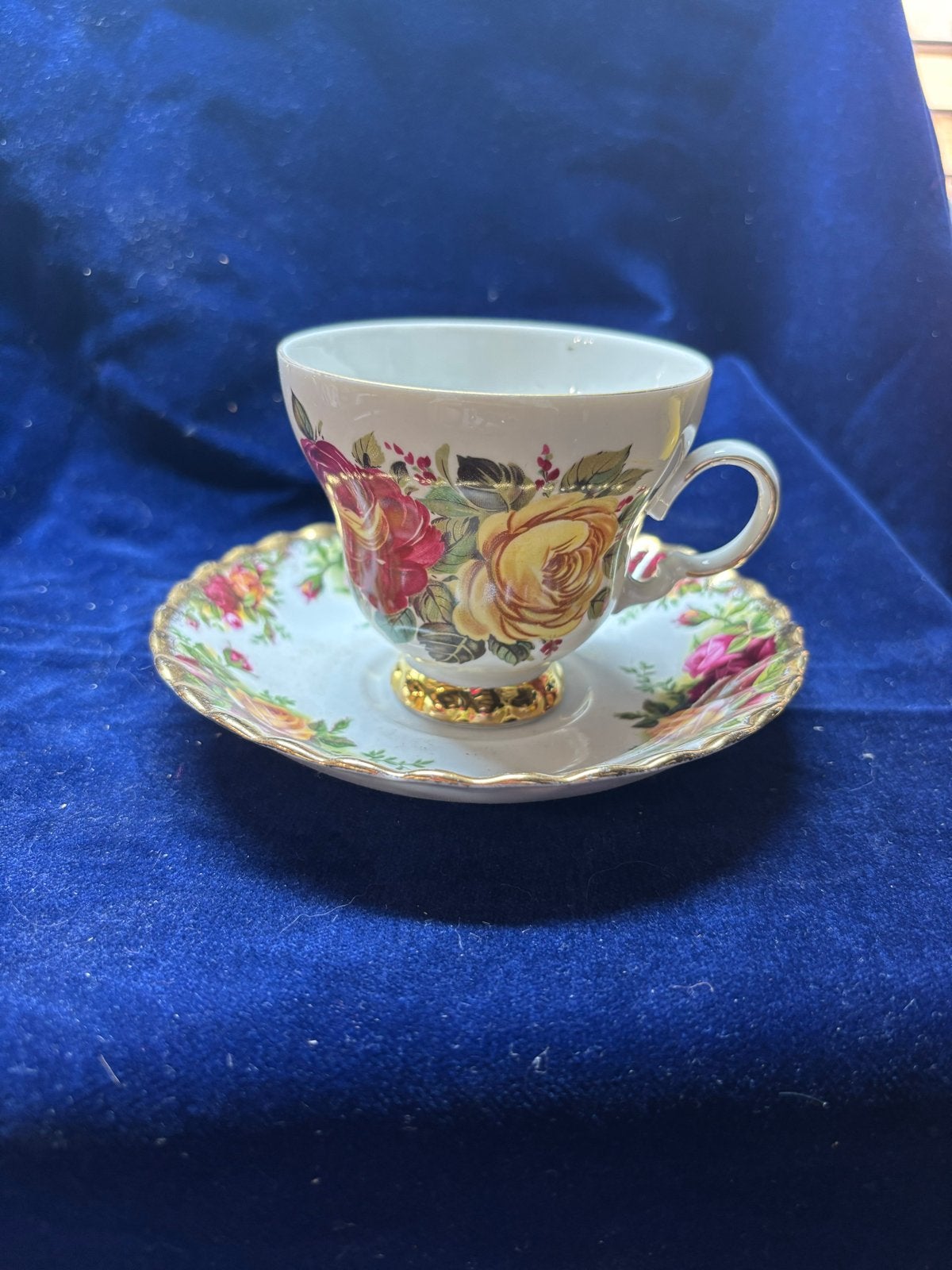 Antiek Engels theekopje met schoteltje - Bloemenpatroon, Ophalen of Verzenden