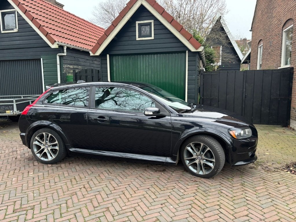 Volvo C30 1.8 2007 Zwart, Voorwielaandrijving, 1227 kg, 125 pk, Zwart