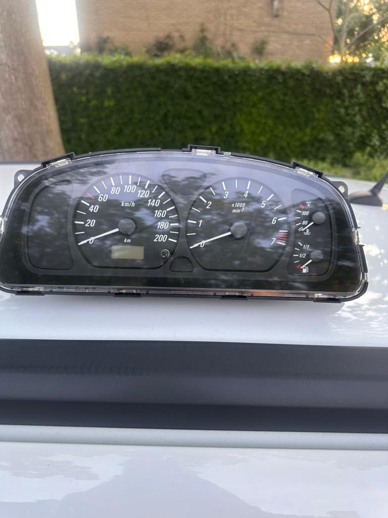 Opel Agila A tellerklok, Ophalen, Opel