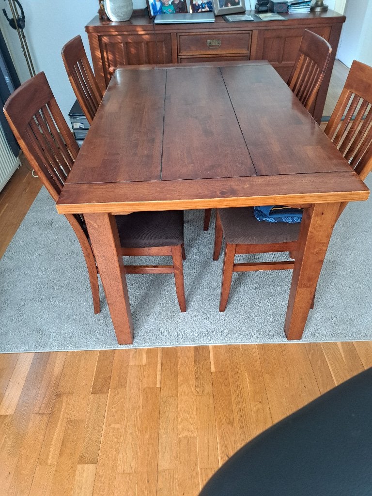 Eettafel en 4 stoelen, Huis en Inrichting, Ophalen, 100 tot 150 cm, Kersen hout, 50 tot 100 cm