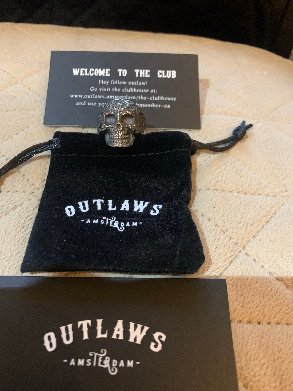 Outlaws Amsterdam Skul ring RVS maat 13 - Nieuw, IJzer of Staal, Heer, Nieuw, Ophalen of Verzenden