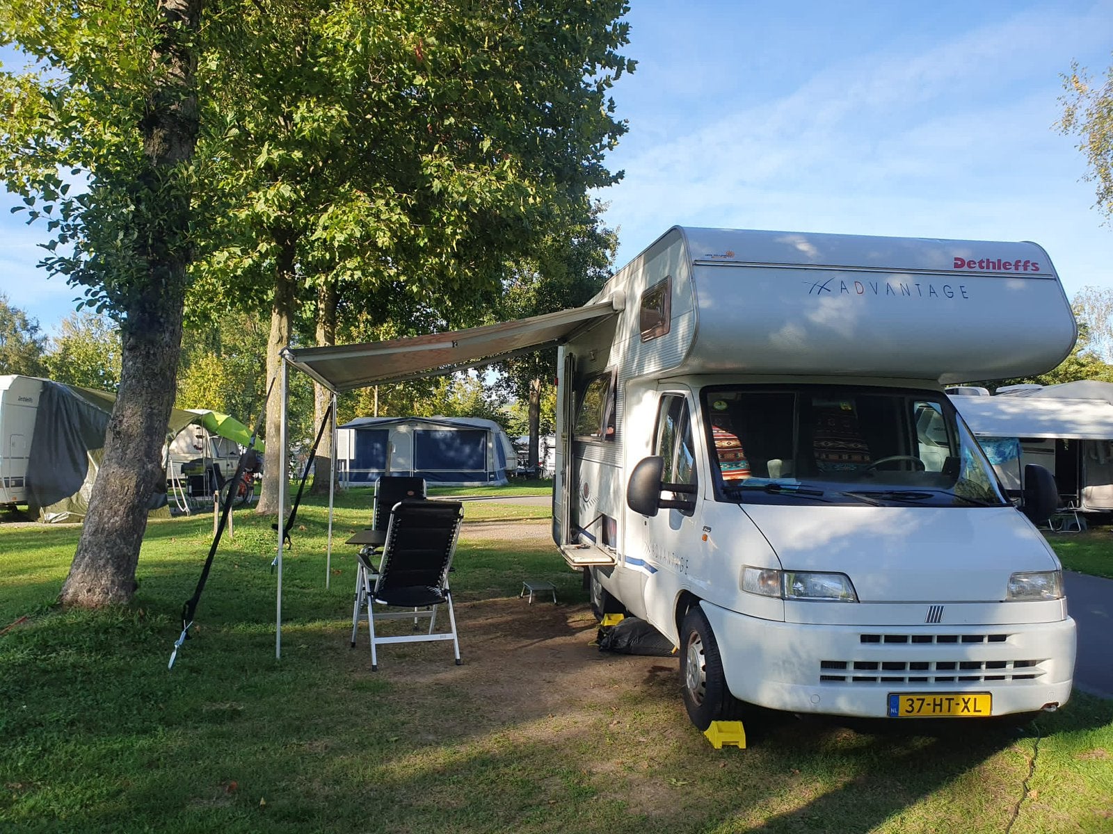 Fiat Ducato Dethleffs Alkoof camper te koop, Chemisch toilet, Standaard zit, Alkoof, Ringverwarming