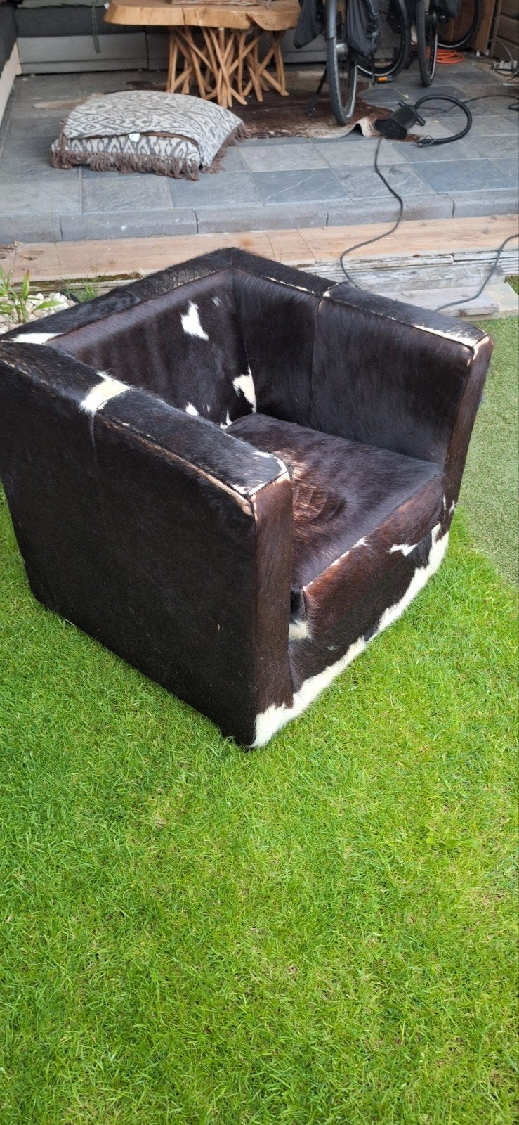 Unieke fauteuil van koeienhuid - Zwart/Wit, Gebruikt, Zwart, Leer, Ophalen of Verzenden