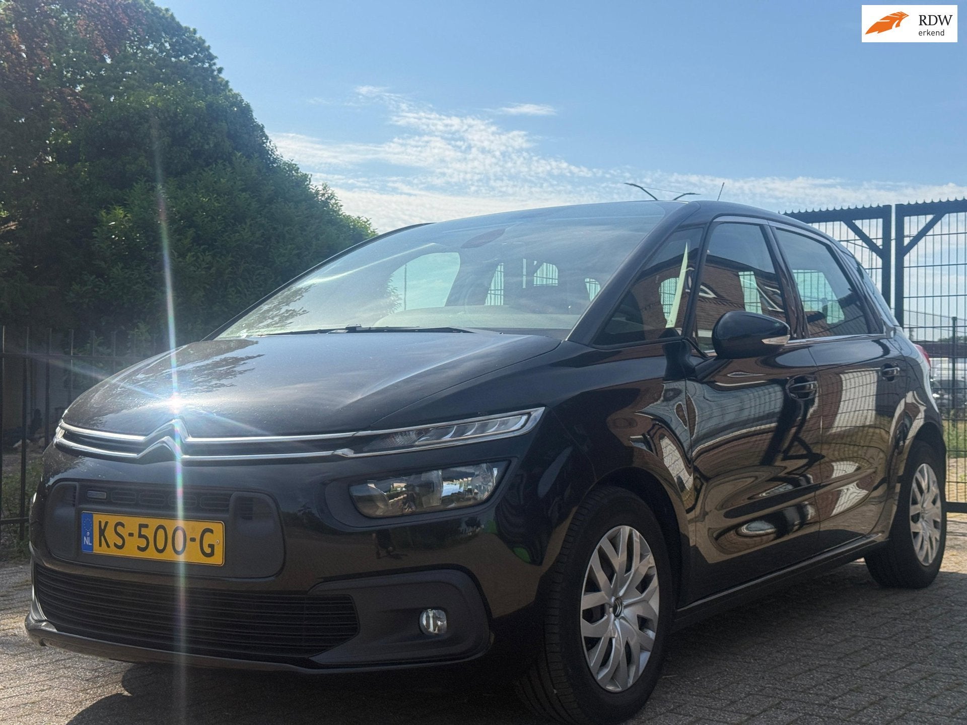 Citroen C4 Picasso 1.2 PureTech Selection Carplay Trekhaak A, Gebruikt, 1199 cc, 1470 kg, Origineel Nederlands