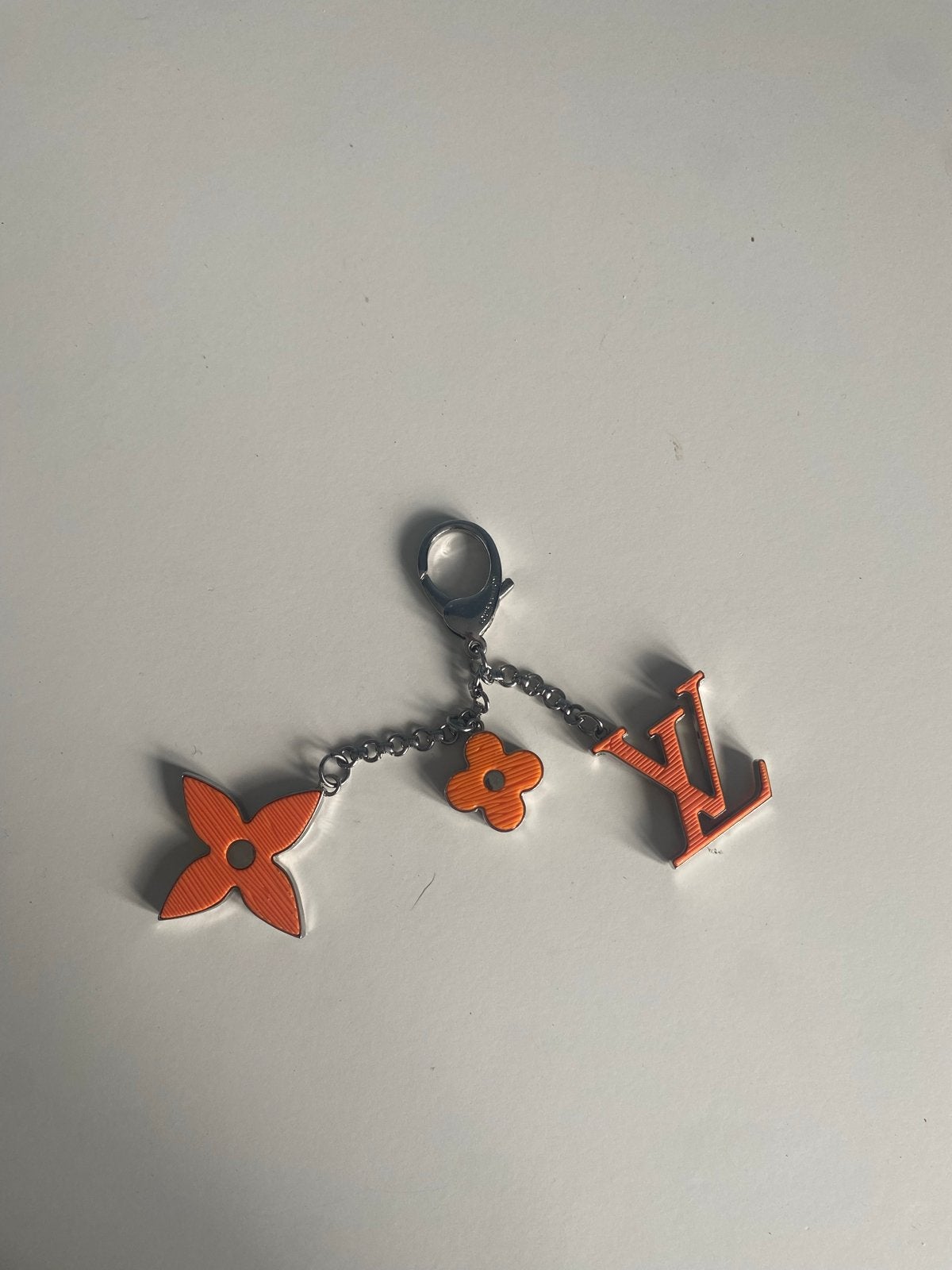 Nieuwe Louis Vuitton Sleutelhanger - Oranje, Ophalen of Verzenden, Nieuw, Merk