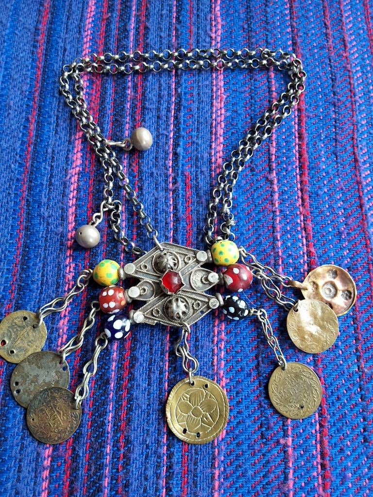 Antieke Bedoeïenen Berber ketting uit Tunesië, Sieraden, Tassen en Uiterlijk, Antieke sieraden, Ophalen of Verzenden