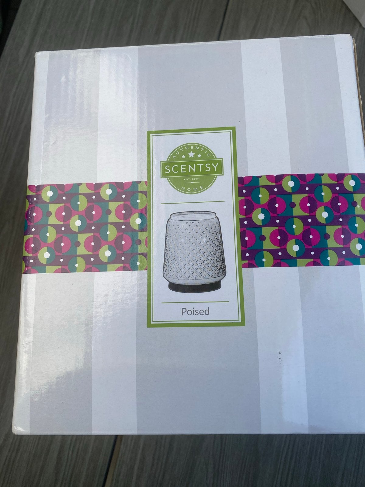 Scentsy Poised Geurbrander - Nieuw in doos, Huis en Inrichting, Ophalen of Verzenden, Nieuw, Wit, Modern