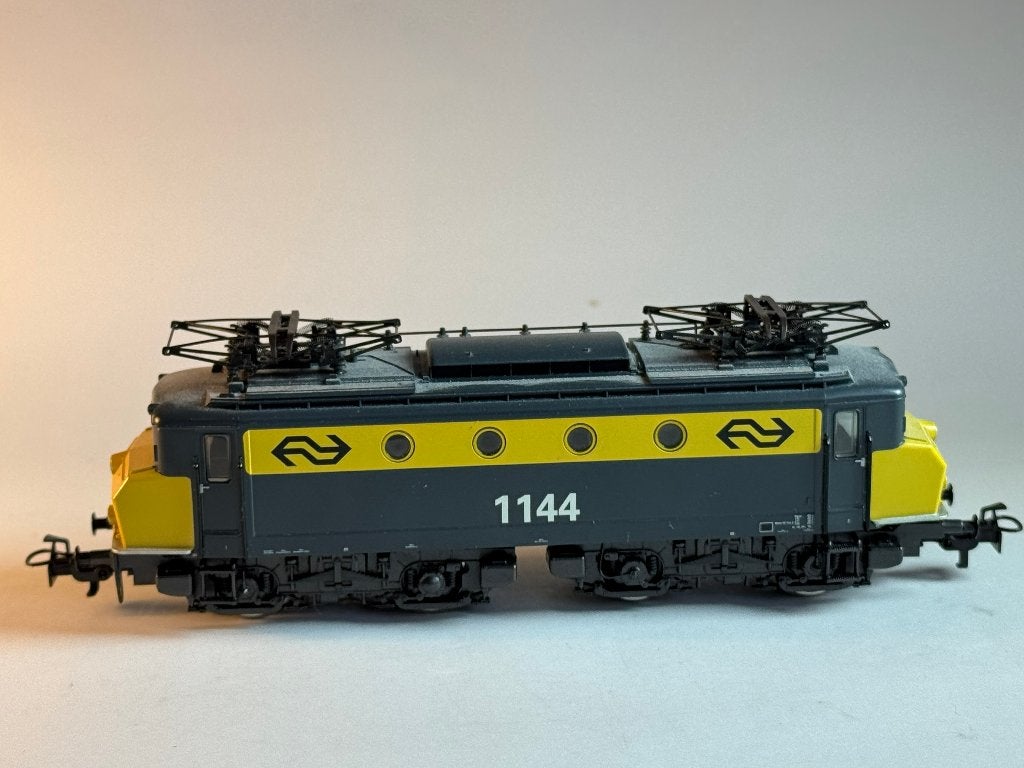 Märklin 37241 H0 E-loc NS 1144 botsneus geel/grijs digitaal, Wisselstroom, Locomotief, Ophalen of Verzenden, Service@maerklin.de