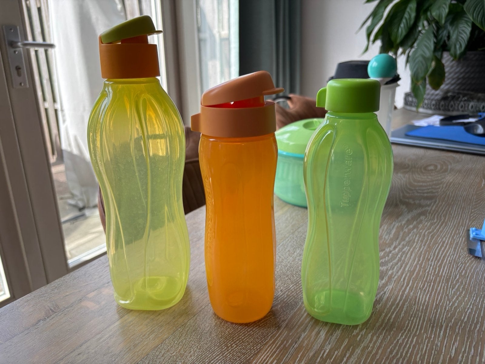 Diverse drinkflessen van Tupperware, BPA-vrij, Overige kleuren, Ophalen of Verzenden, Zo goed als nieuw