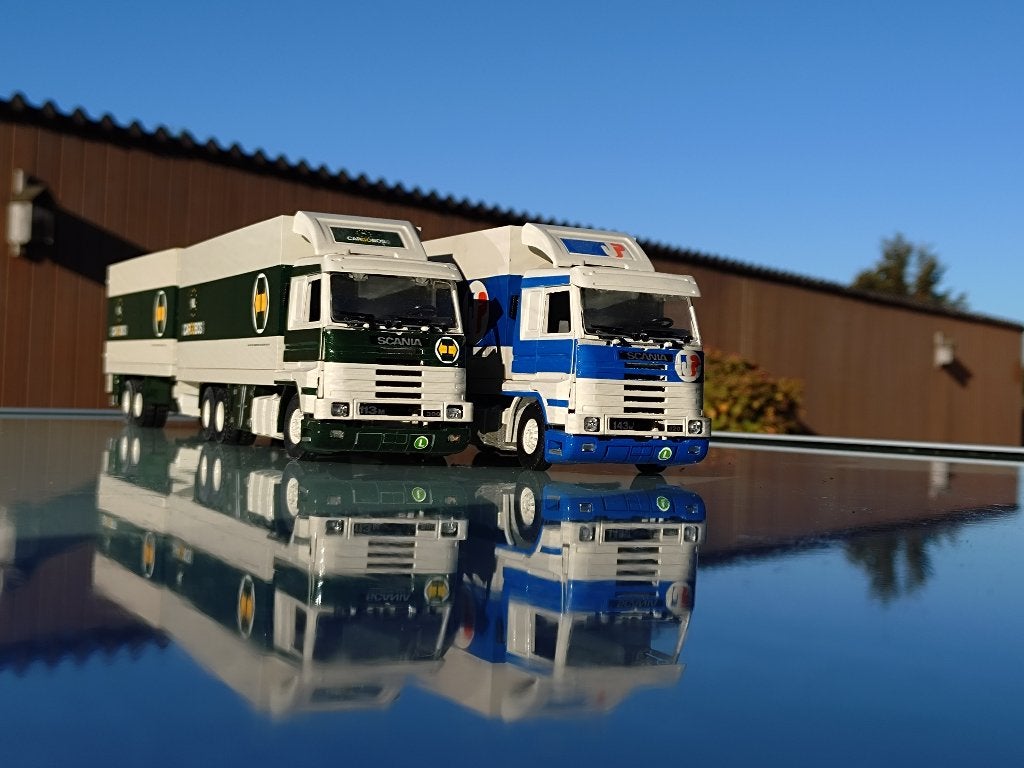 2 Tekno Scania streamline Cargoboss/Jac Poot, Ophalen, Zo goed als nieuw, Bus of Vrachtwagen, Tekno