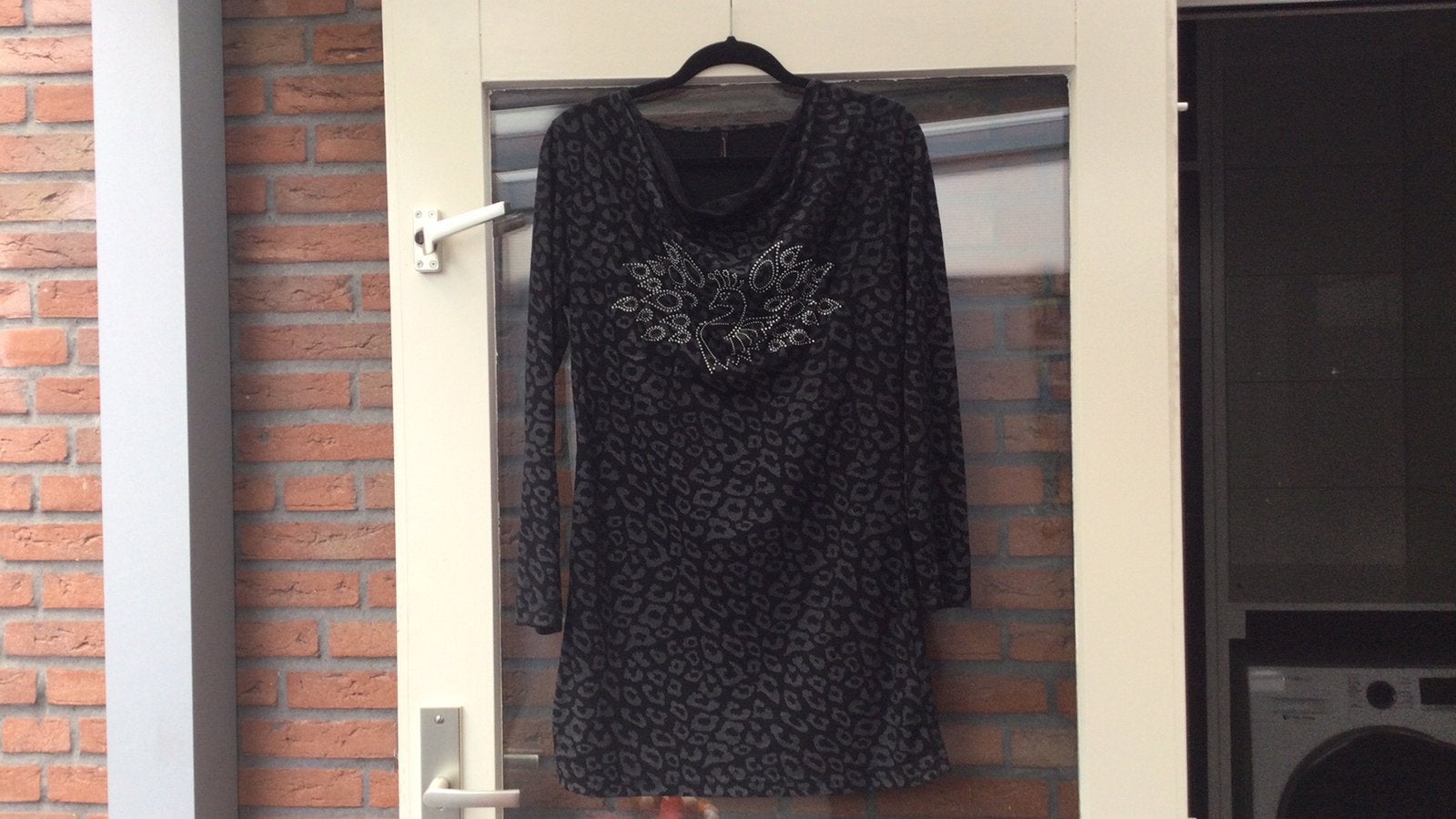 Soja Concept panter top met Pauw van studs maat L, Ophalen of Verzenden, Zo goed als nieuw, Maat 42/44 (L), Lange mouw