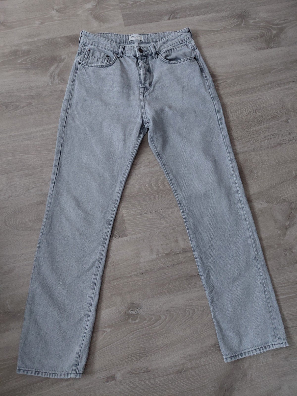 Anti Blue Jeans W31/L34 - Grijs, Zo goed als nieuw, W32 (confectie 46) of kleiner, Ophalen of Verzenden, Zo goed als nieuw, Anti Blue