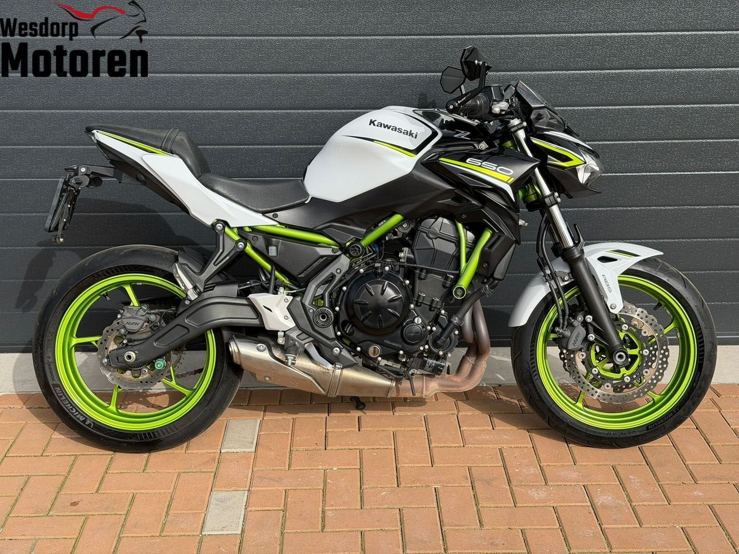 KAWASAKI Z 650 ABS TFT Weinig KM Dealer Onderhouden Z650, Motoren, 2 cilinders, 649 cc, Bedrijf, Onbekend