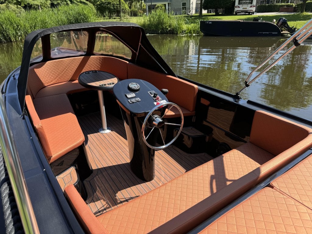 Nieuwe Maassloep 590 Tender Sloep Full Option Met Honda 20PK, Tender, Zonnedek, 6 m, Wfwatersport@botenverhuurhoorn.nl
