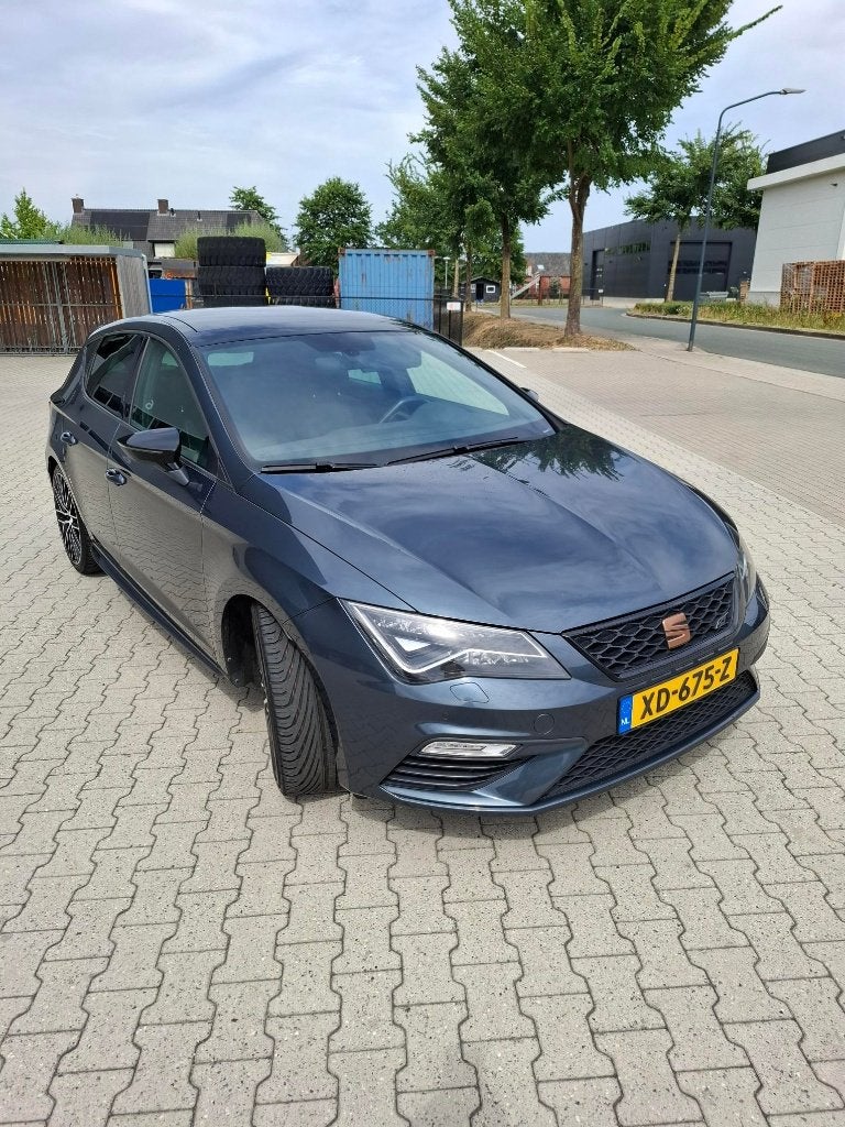 Seat Leon Cupra 2.0 TSI 290 PK DSG-7 2019 Grijs, 4 cilinders, 1984 cc, Leon, Particulier