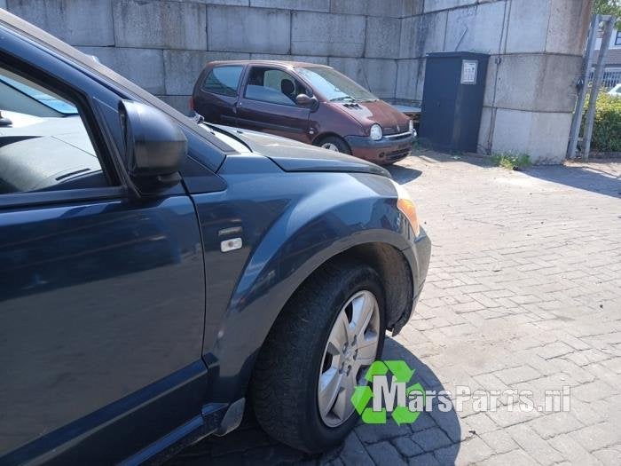 Scherm rechts-voor van een Dodge Caliber, Auto-onderdelen, Gebruikt, -, -, Ophalen of Verzenden