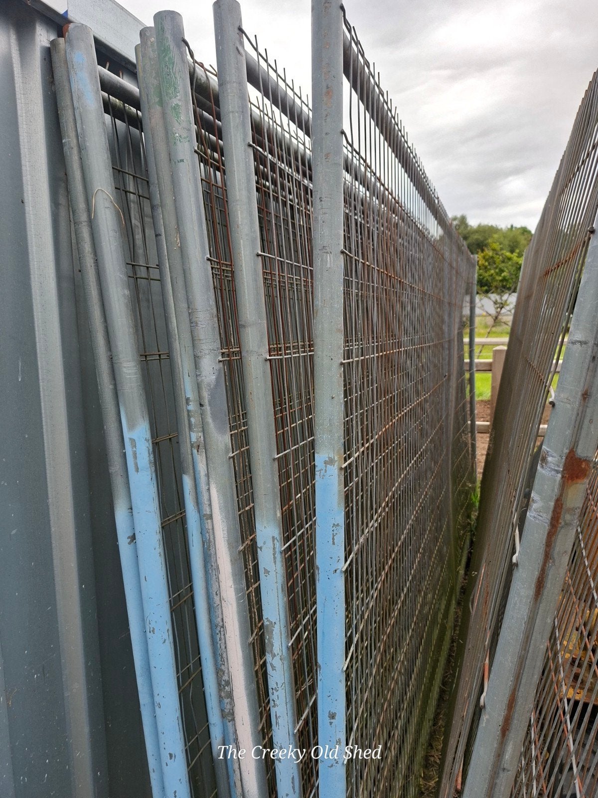 10 Bouwhekken met loopdeur, voeten en sluitingen, Ophalen, Gebruikt, Overige typen, 2 tot 5 meter