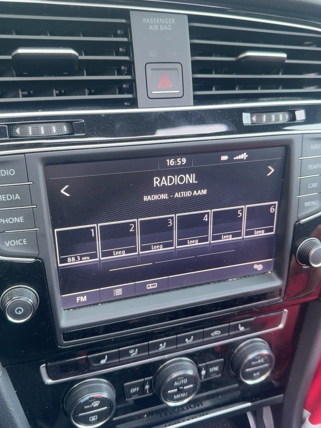 Volkswagen Golf 7R originele radio / infotainmentsysteem, Ophalen of Verzenden, Zo goed als nieuw, Heel Europa, Landkaarten