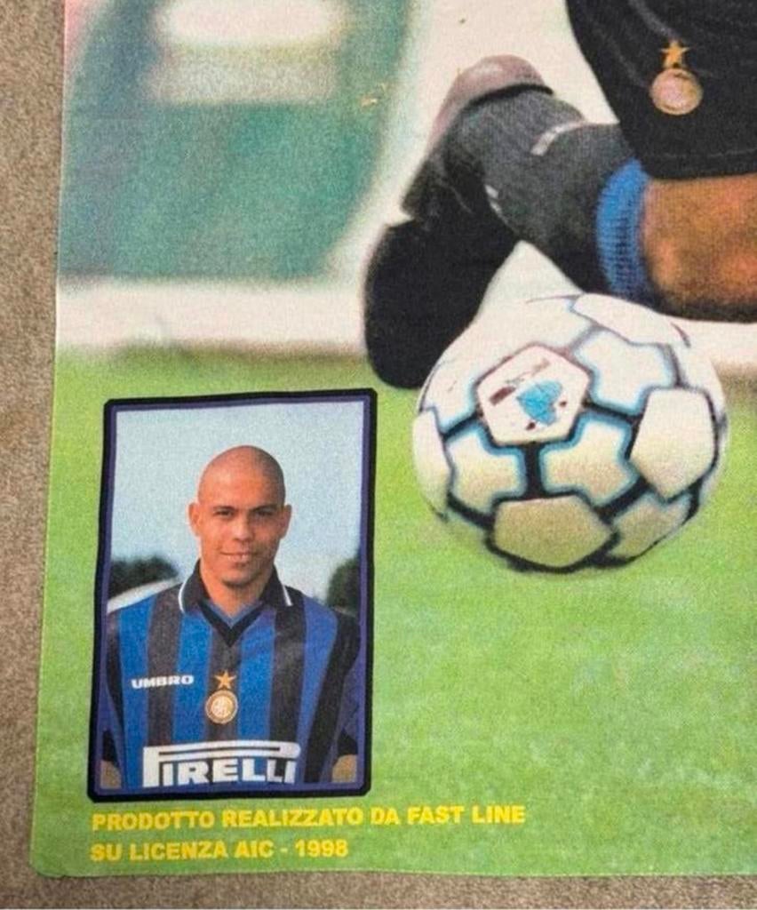 Echte Vintage Ronaldo Luís Nazário de Lima Inter Milan vlag, Buitenlandse clubs, Overige typen, Ophalen of Verzenden, Zo goed als nieuw