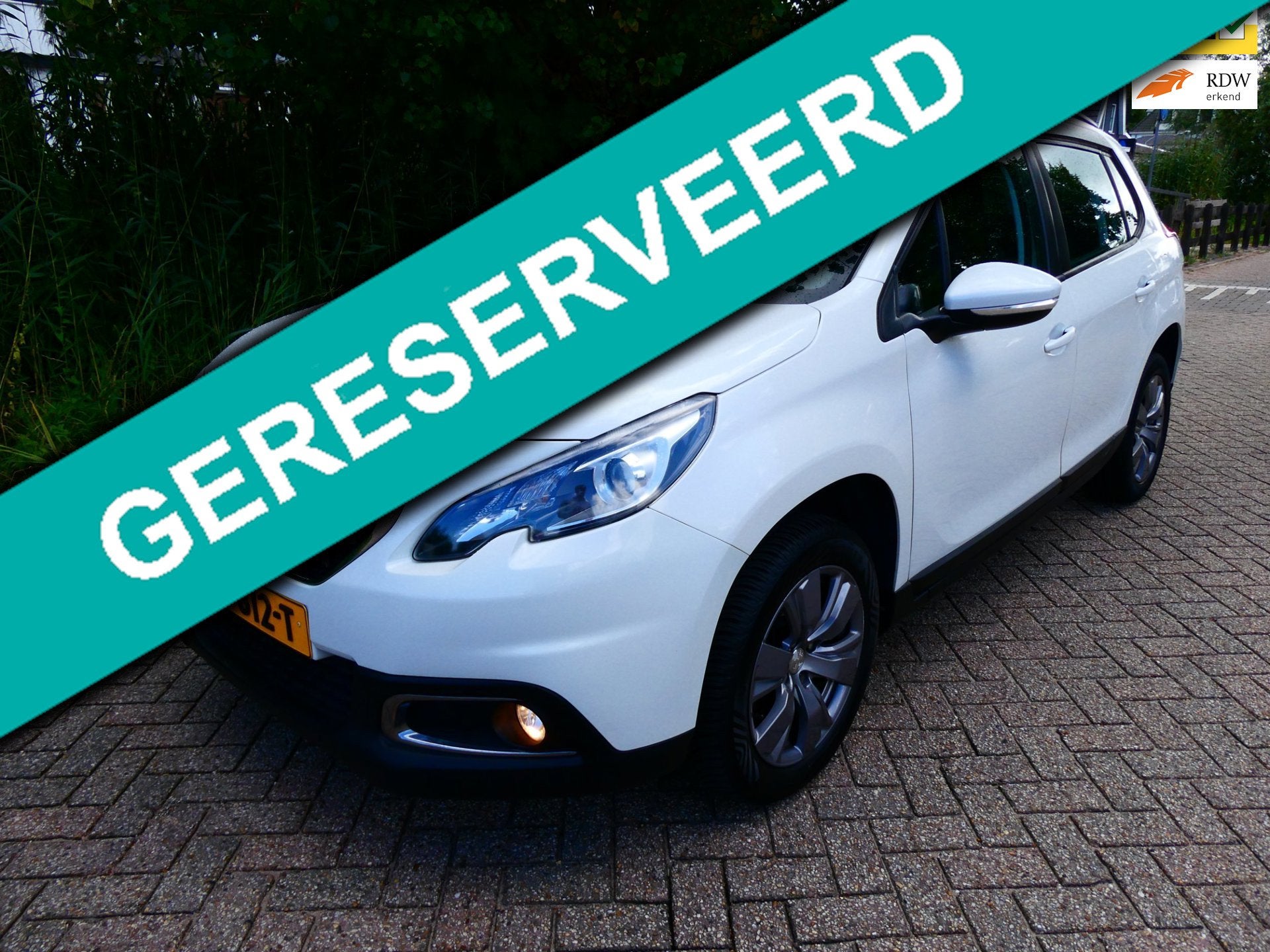 Peugeot 2008 1.2i 110pk 2e eig. 99.000km. Airco Cruise Carpl, Voorwielaandrijving, Stof, Euro 6, Origineel Nederlands