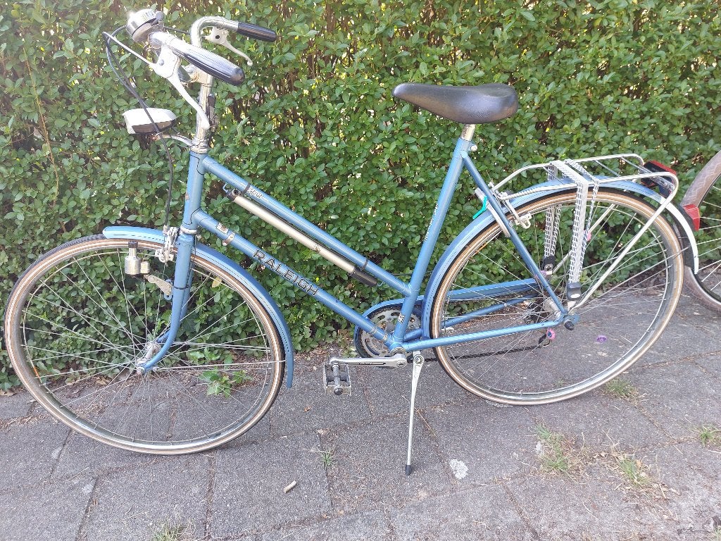 Te koop Collector Item Raleigh Esprit damesfiets/versnelling, Gebruikt, Velgrem, 56 cm of meer, Ophalen