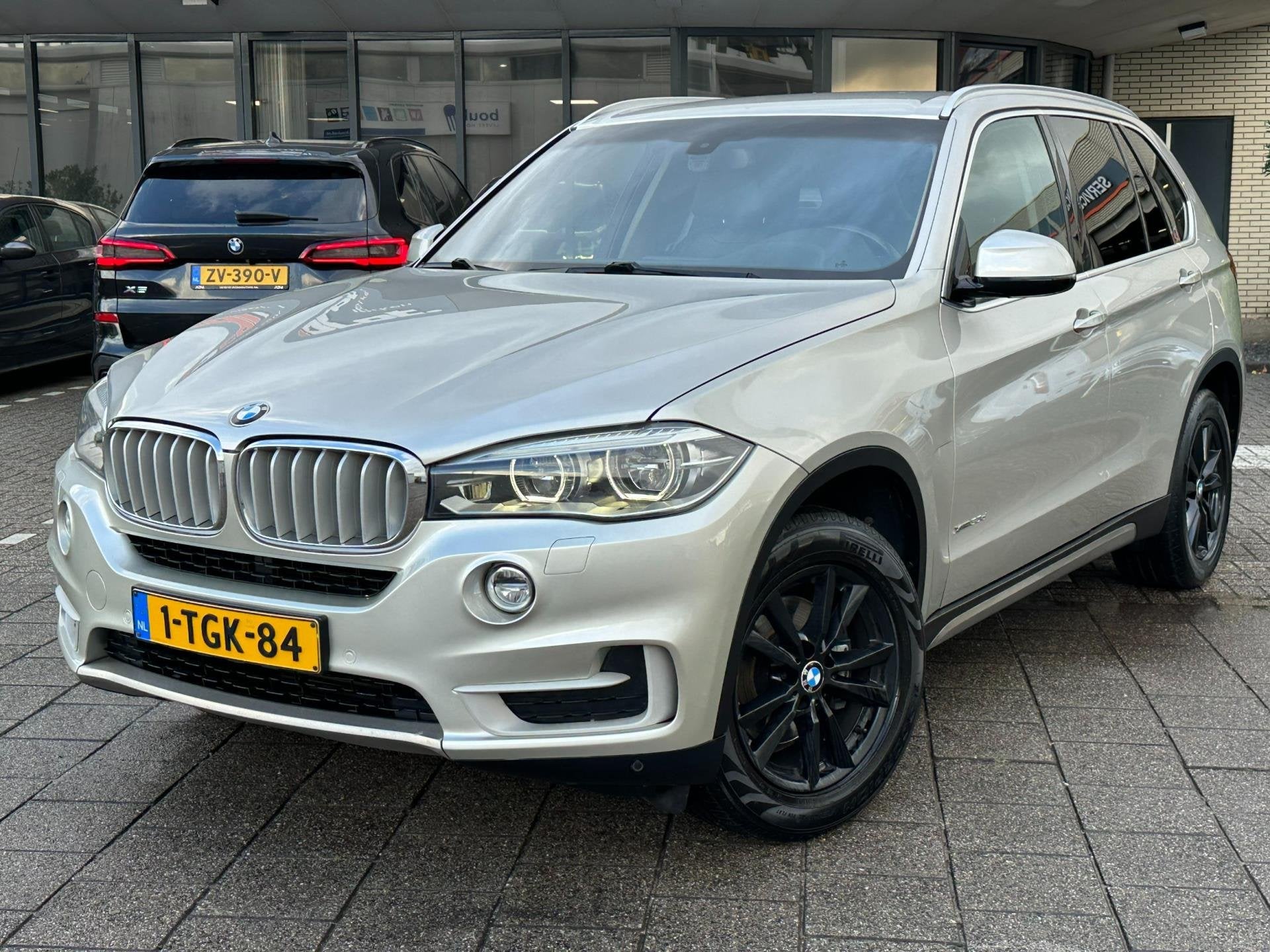 BMW X5 XDrive30d High Executive, Auto's, BMW, Automaat, Gebruikt, 2993 cc, 241 €/maand
