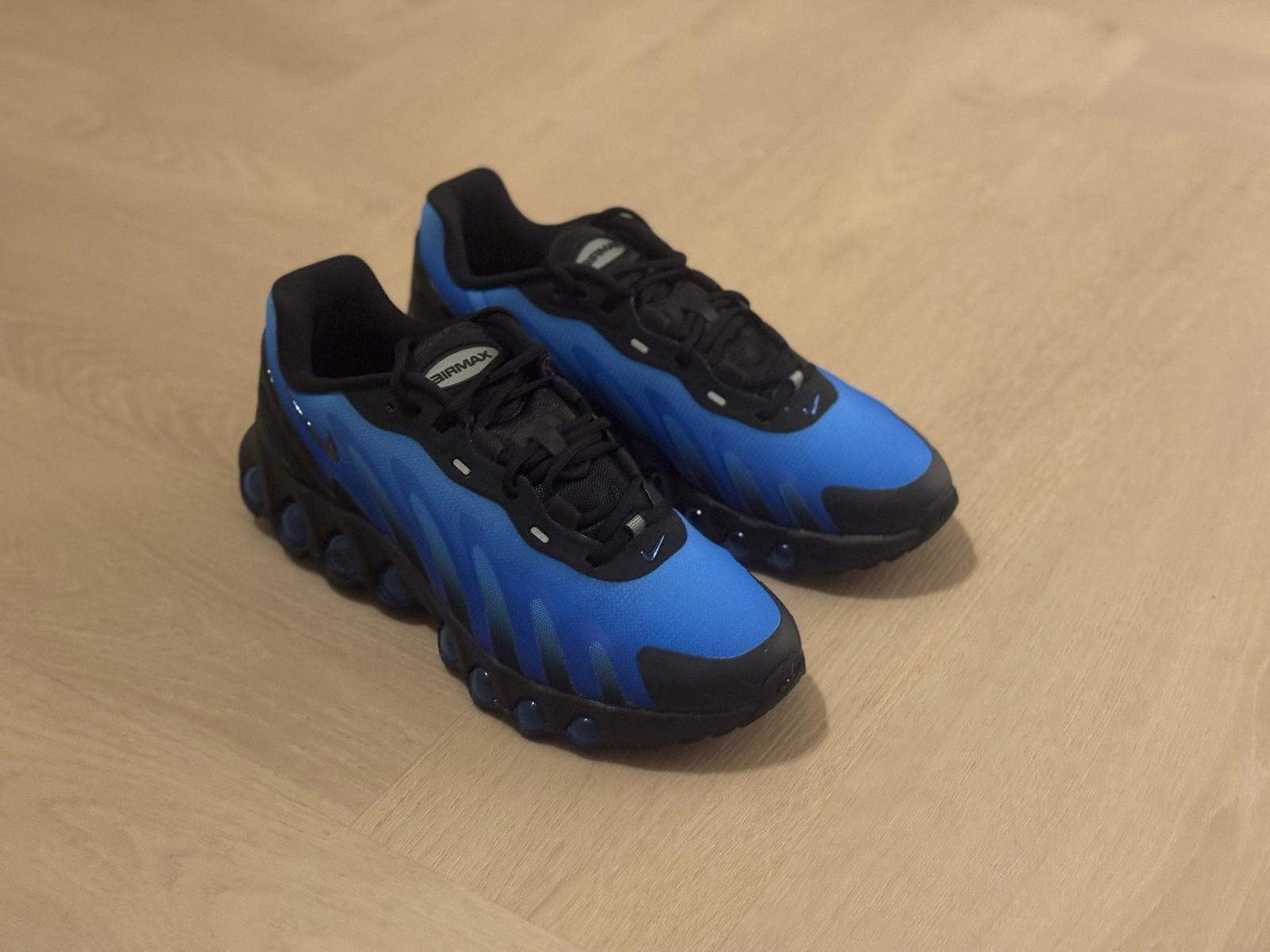 Nike Air Max Dn8 Herenschoenen Maat 42 Blauw Zwart, Ophalen of Verzenden, Nieuw, Blauw, Sneakers of Gympen
