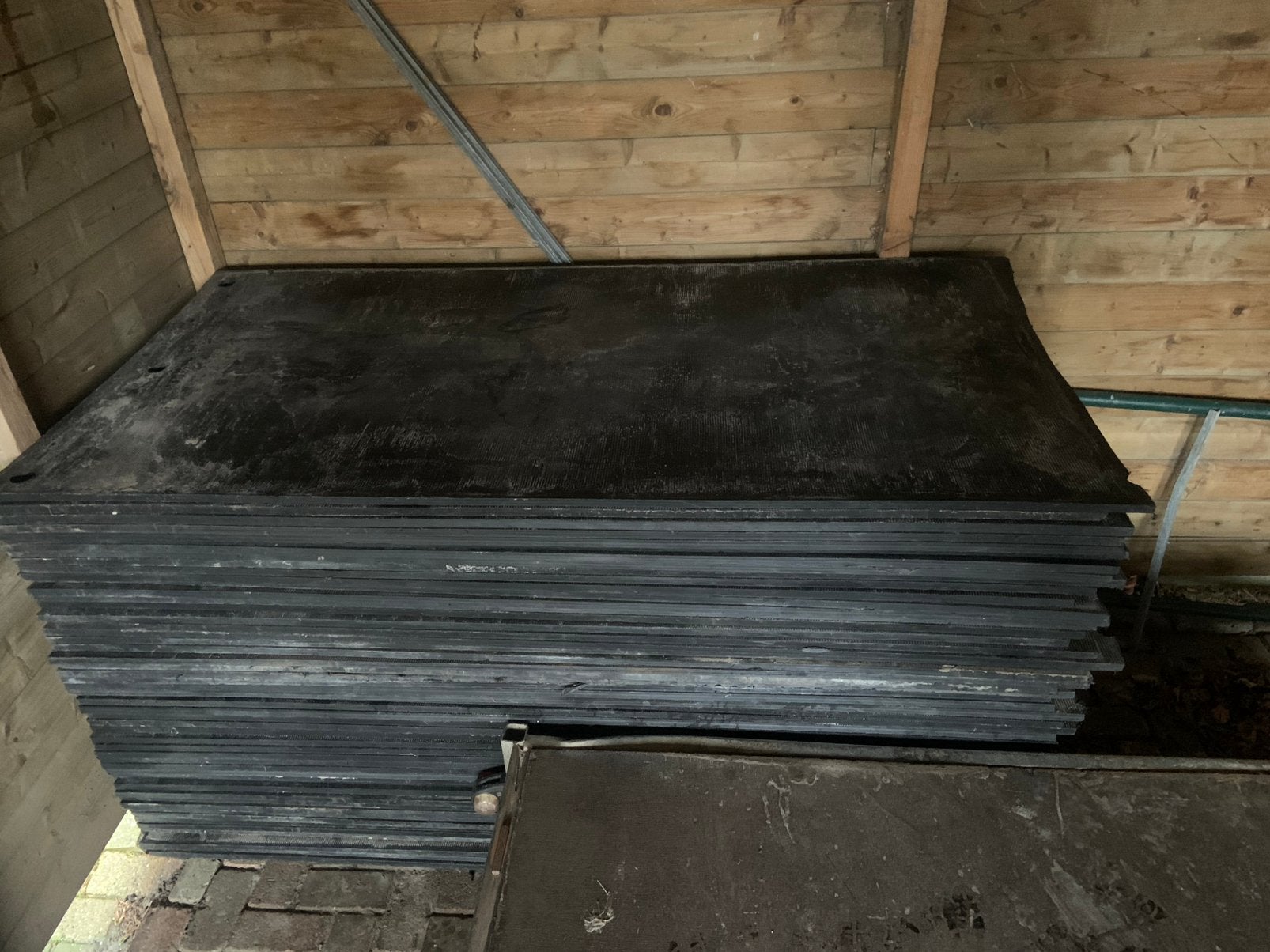 Kunstof rijplaten 2x1 m x2 cm dik, Ophalen, Zo goed als nieuw, Kunststof