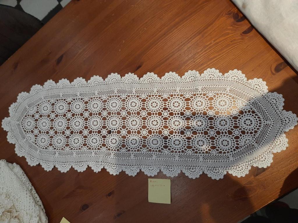 Gehaakte kleedjes:, Antiek en Kunst, Ophalen of Verzenden
