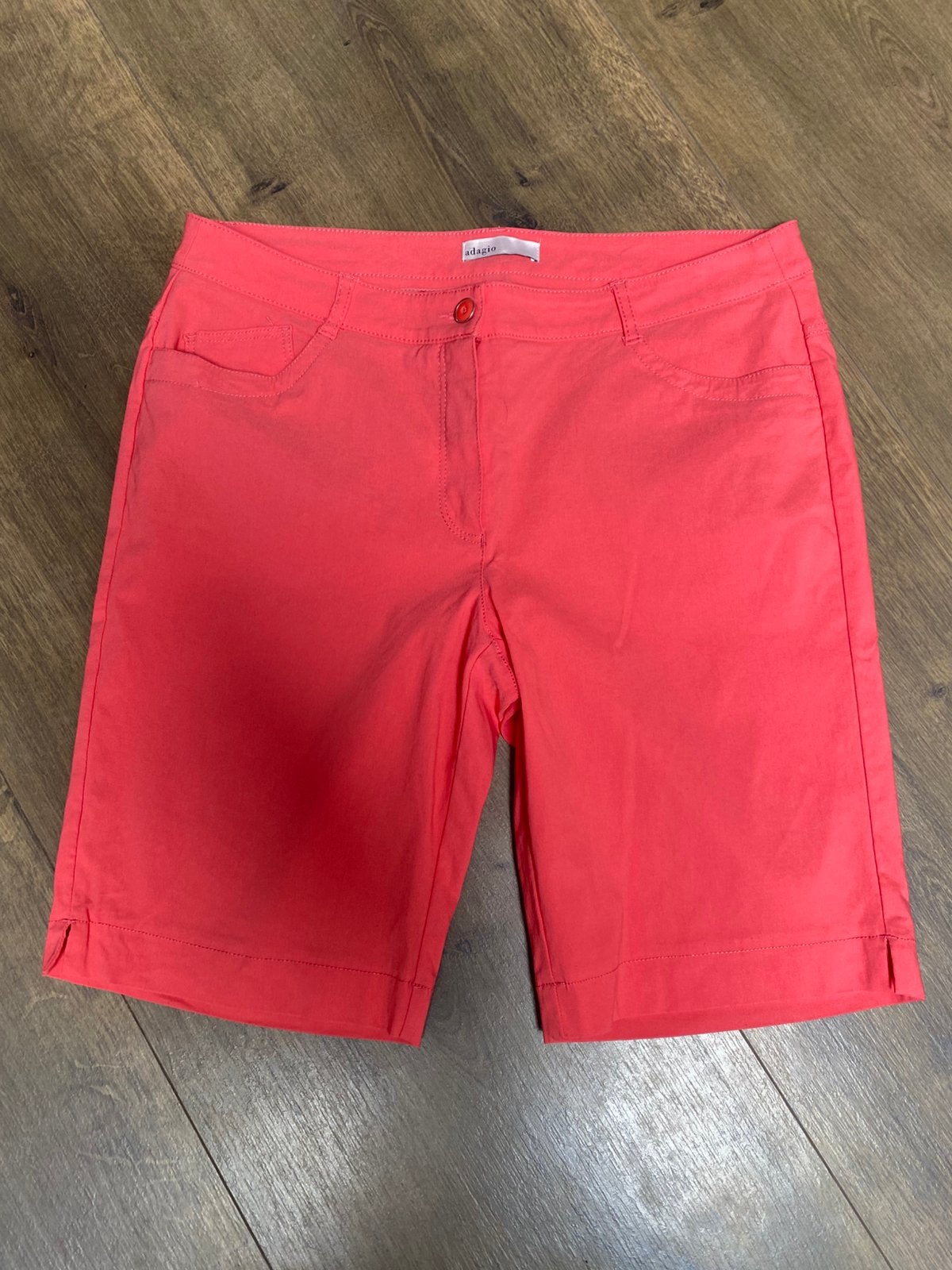 Bermuda maat 46, Kort, Maat 46/48 (XL) of groter, Ophalen of Verzenden, Zo goed als nieuw