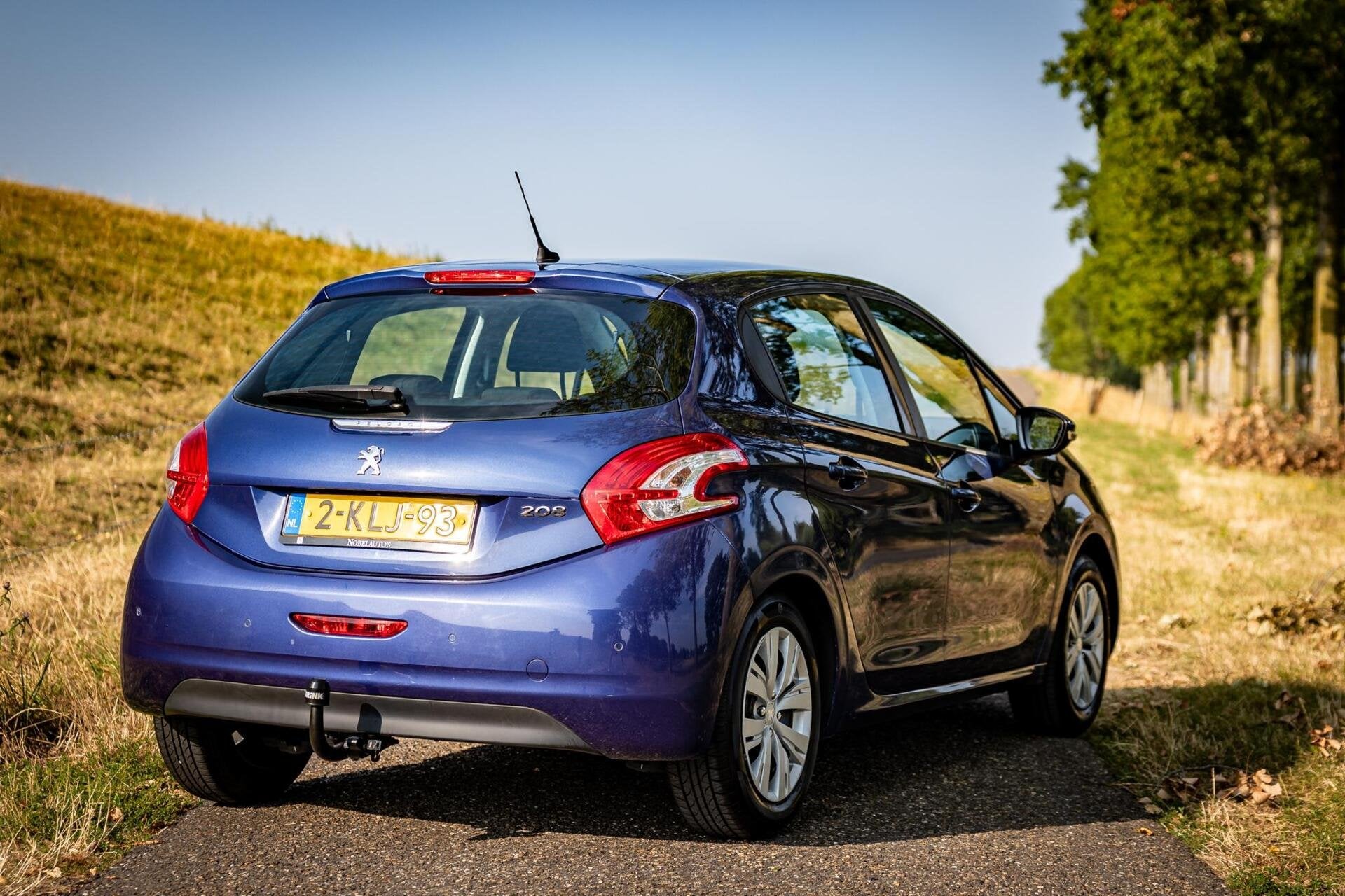 Peugeot 208 1.2 VTi Blue Lease Executive |Nap |Navi |LM velg, Voorwielaandrijving, Euro 5, Gebruikt, 31 €/maand