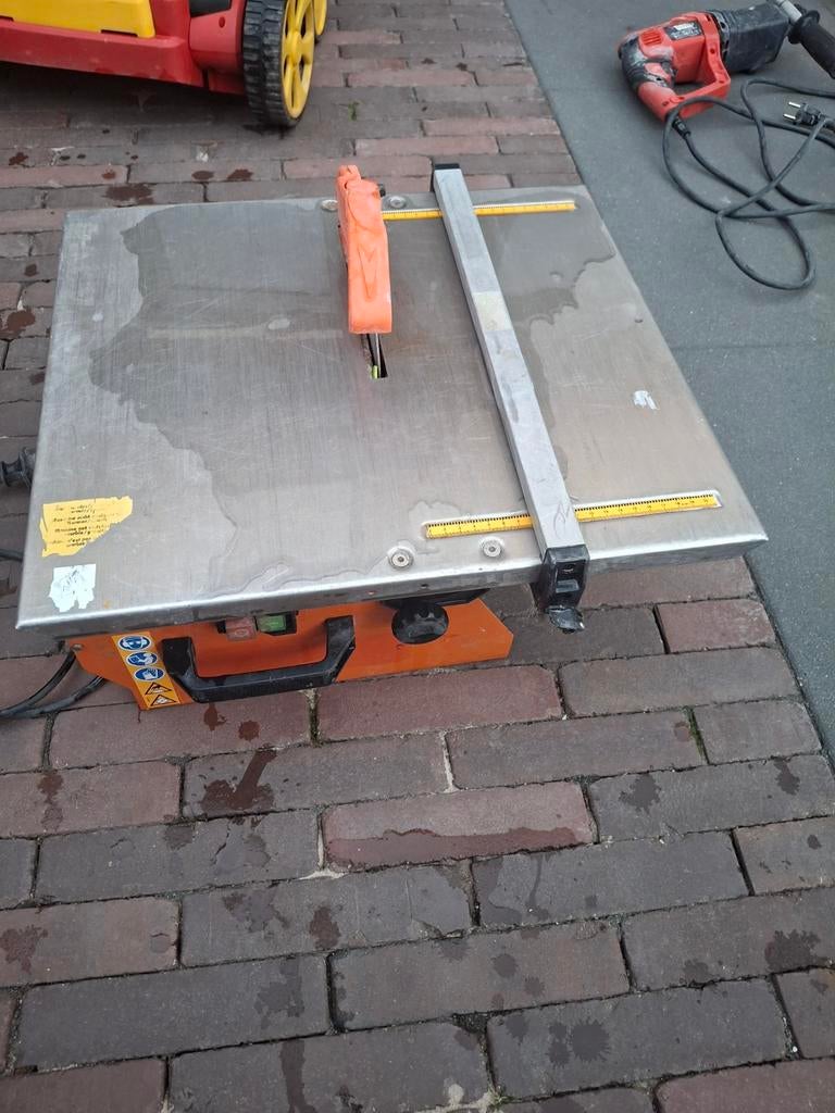 Battipav tegelzaag / zaagtafel Queen 180 – professioneel, Ophalen of Verzenden, Gebruikt, 1200 watt of meer